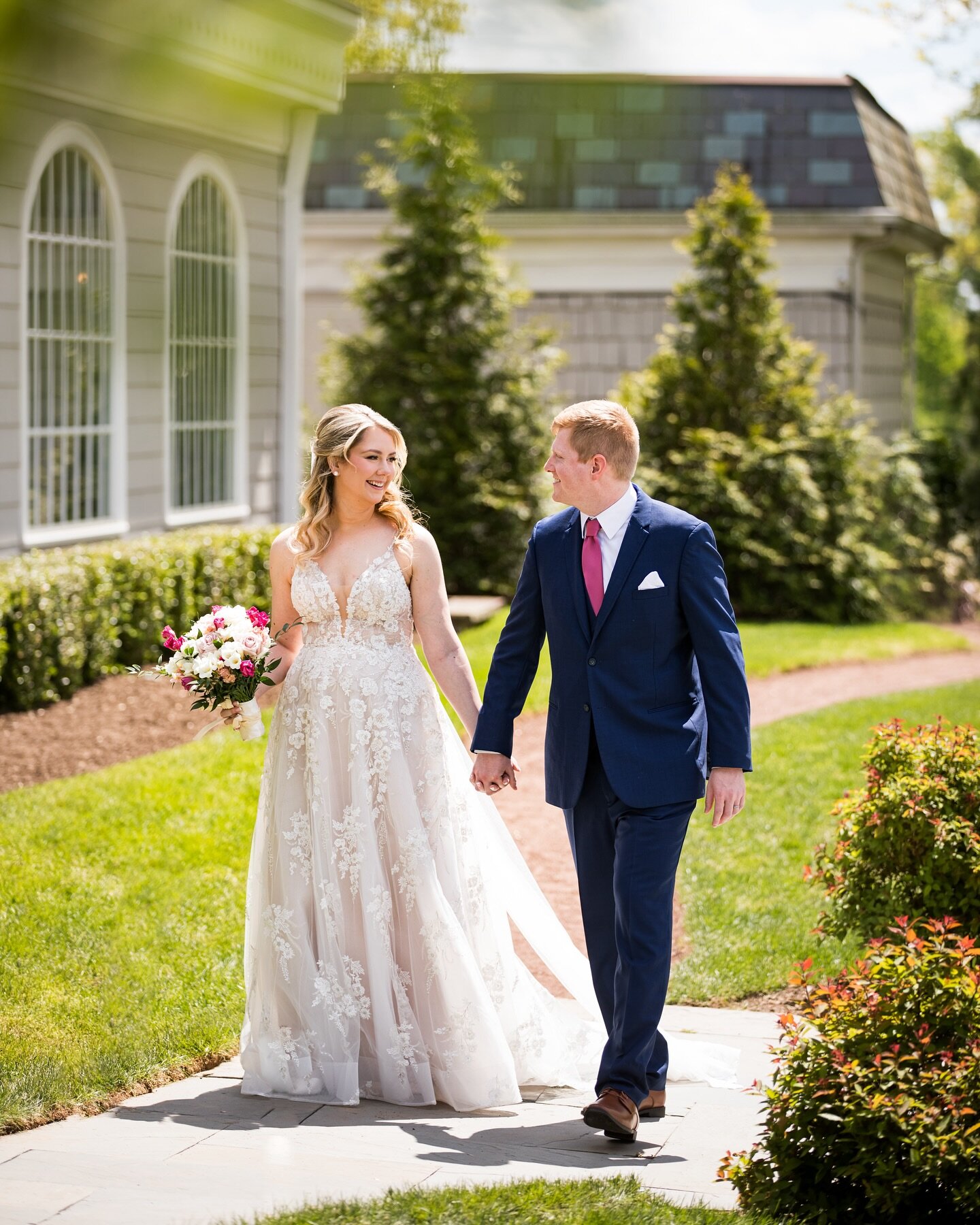 Spring, I&rsquo;m ready for ya 

Photographer: @cassondremae_photography 
Florals: @amarylliseventdecor 
Makeup: @gabsglamm 
Hair: @bridalbykerri 
Dress Shop: @alittlesomethingwhitebridal 
Dress Designer: @casablancabridal 
Venue: @hackensackgolfclub