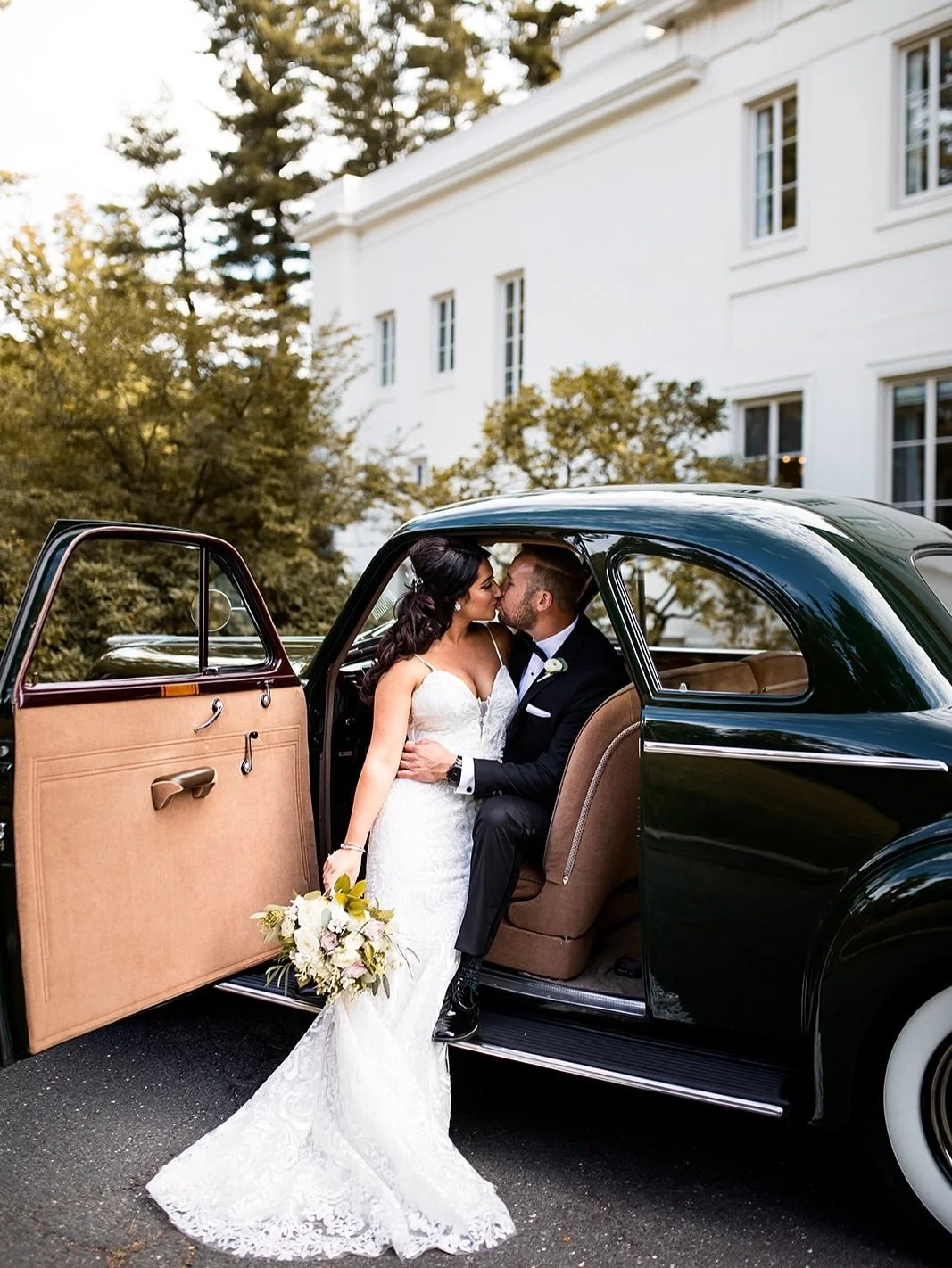 It&rsquo;s hard to believe this wedding was 5 years ago when it feels so timeless! Forever one of my favorites weddings from a crazy year! Happy Anniversary Julia + Jeff!