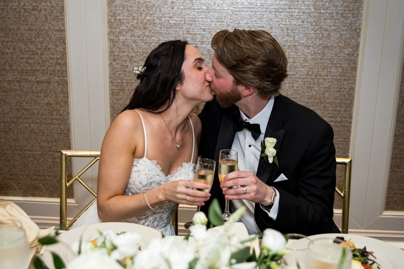 All the real feels during speeches are my favorite! 

Photographer: @cassondremae_photography 
Venue: @glenislandharbourclub 
Florals: @arcadiafloralco