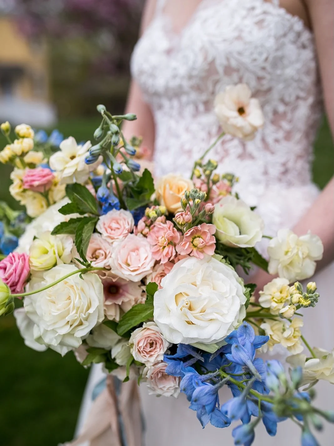 Spring is in the air &amp; the beauty is in the details ✨