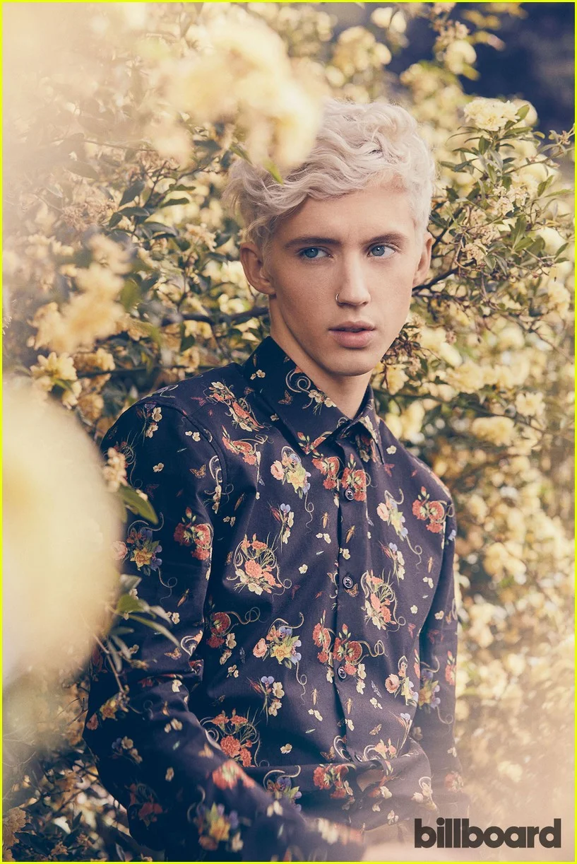 troye-sivan-billboard-2018-02.jpg