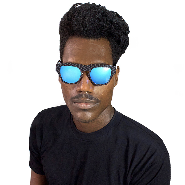 The Dagger Sunglasses in Zig Zag Black