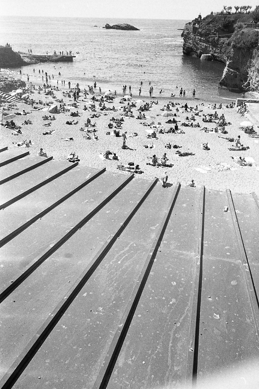   Plage de Solidarité Active .  Biarritz, 15 Mai 2015.  