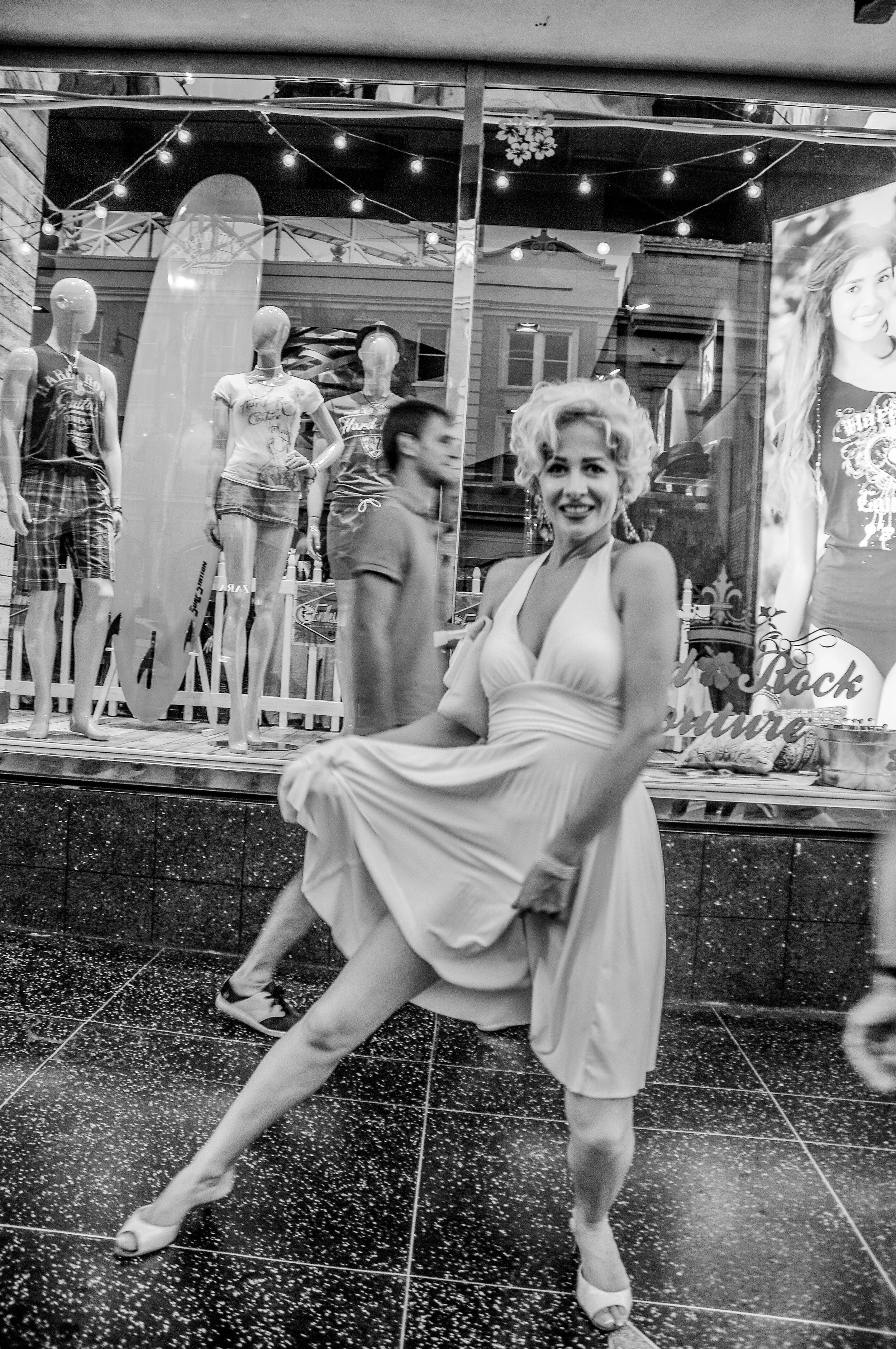 Marilyn Monroe Street Performer