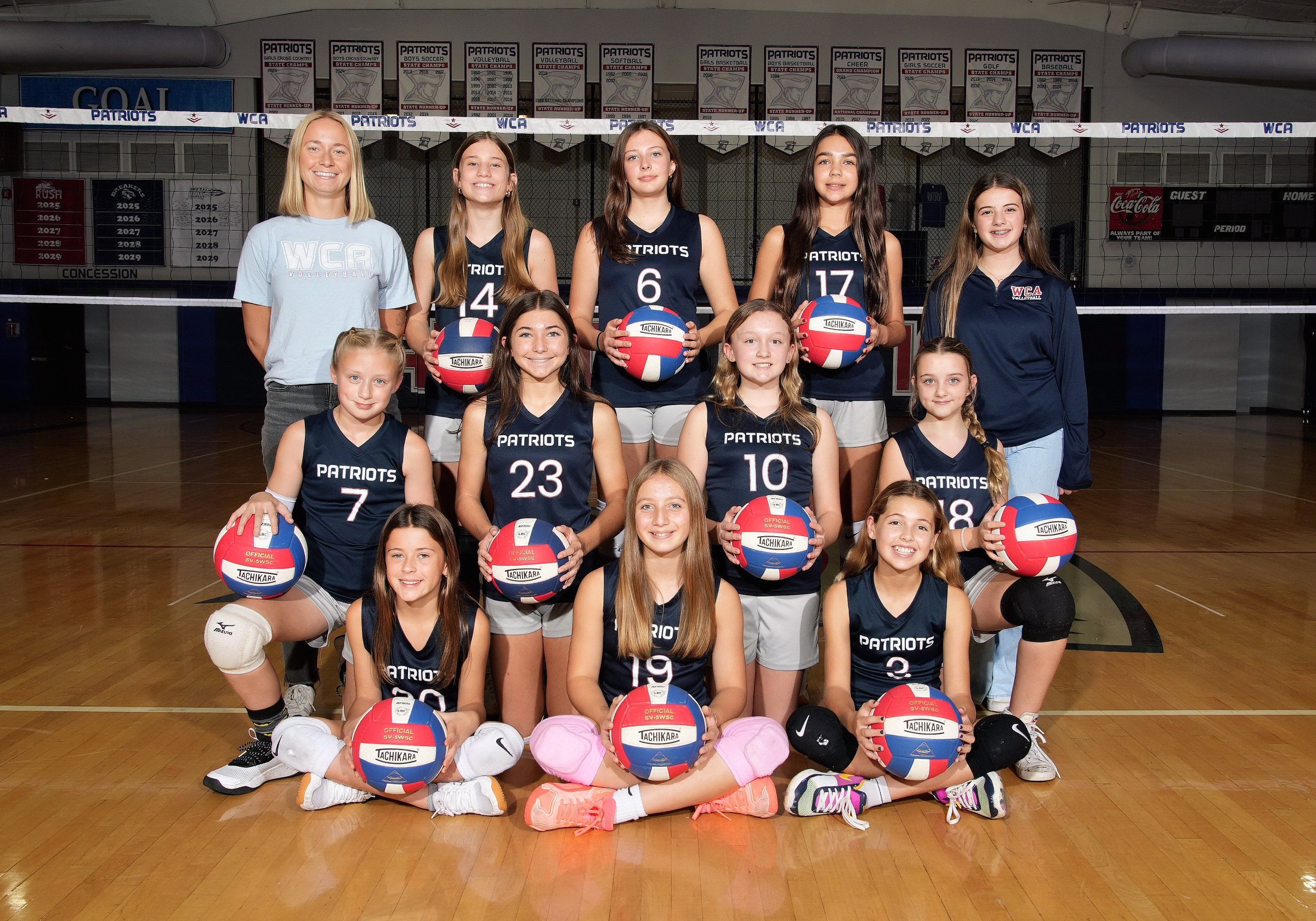 Volleyball B Team SchoolMiddle11.JPG