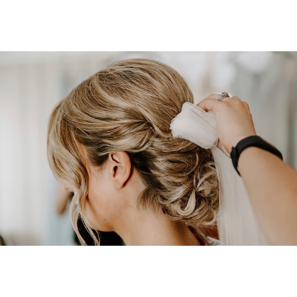 Wedding Hair styled at Toledo Country Club. Toledo Hairstylist 2.jpg