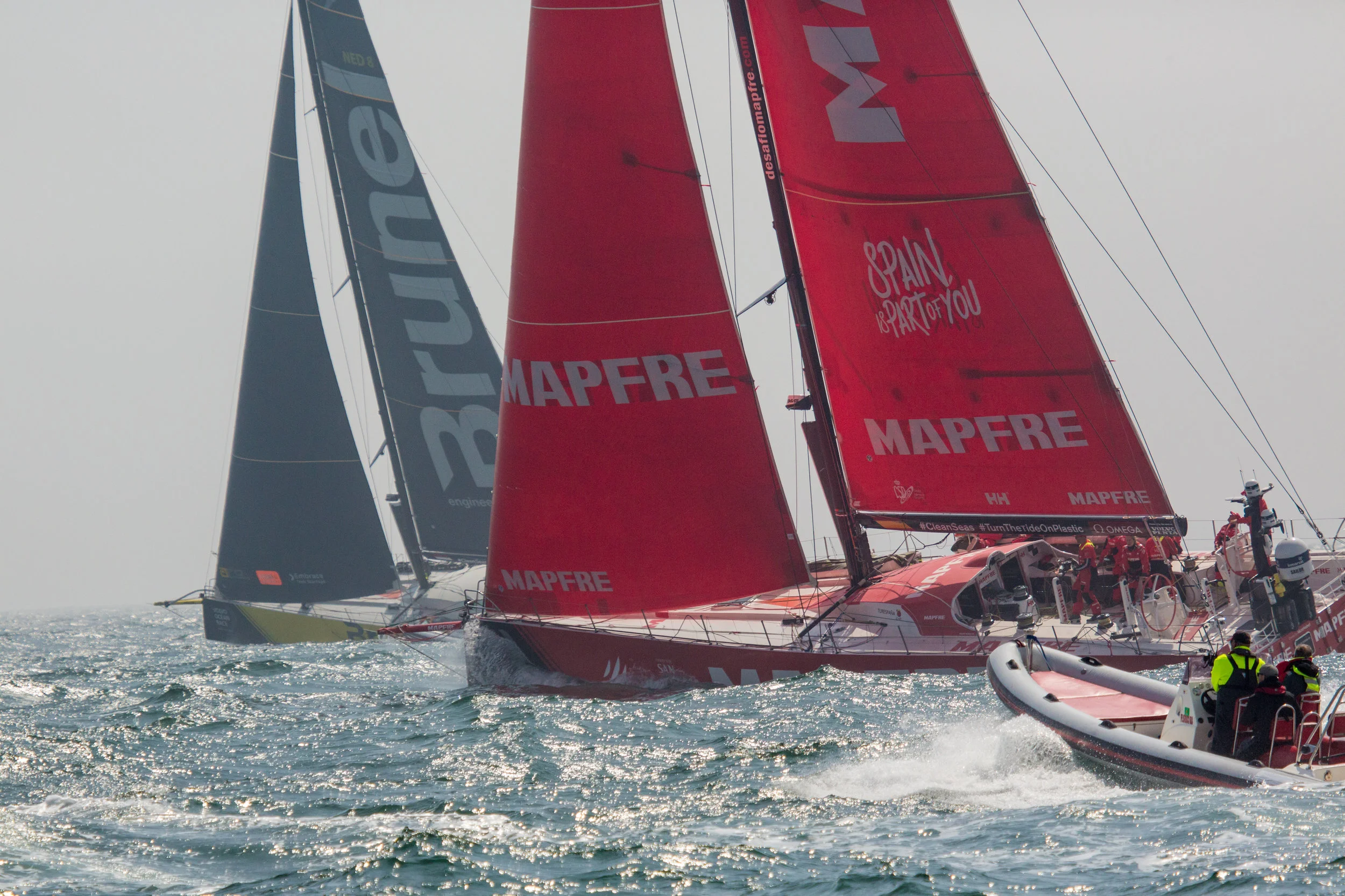 Teams Mapfre and Brunel during the Volvo Ocean Race