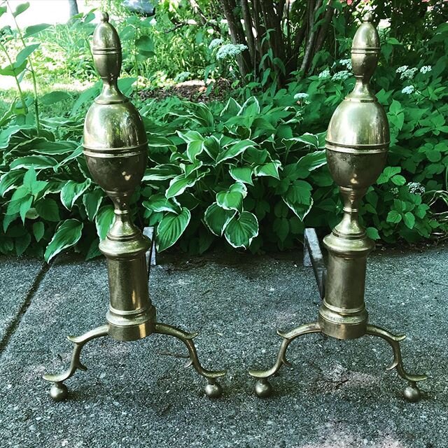 colonial williamsburg andirons ~
.
.
.
#jenzervasdecor