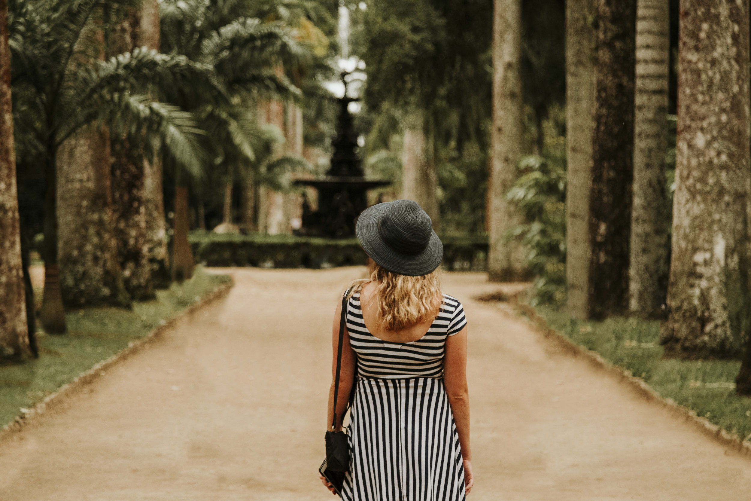 TaraWilcoxPhoto-1 2.jpg