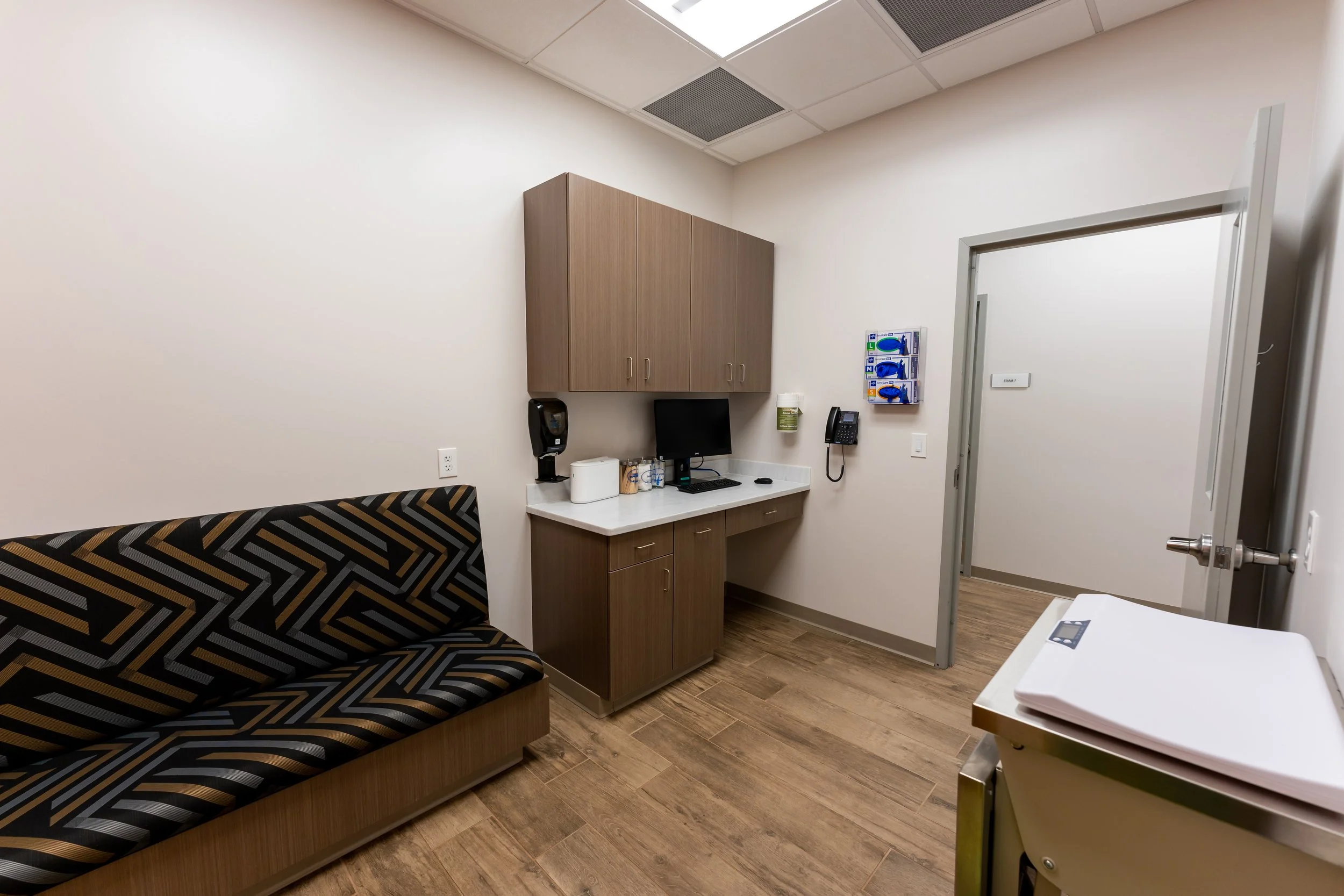 Metropolitan Veterinary Hospital — Commercial & Veterinary Architecture M.D. Architects PC