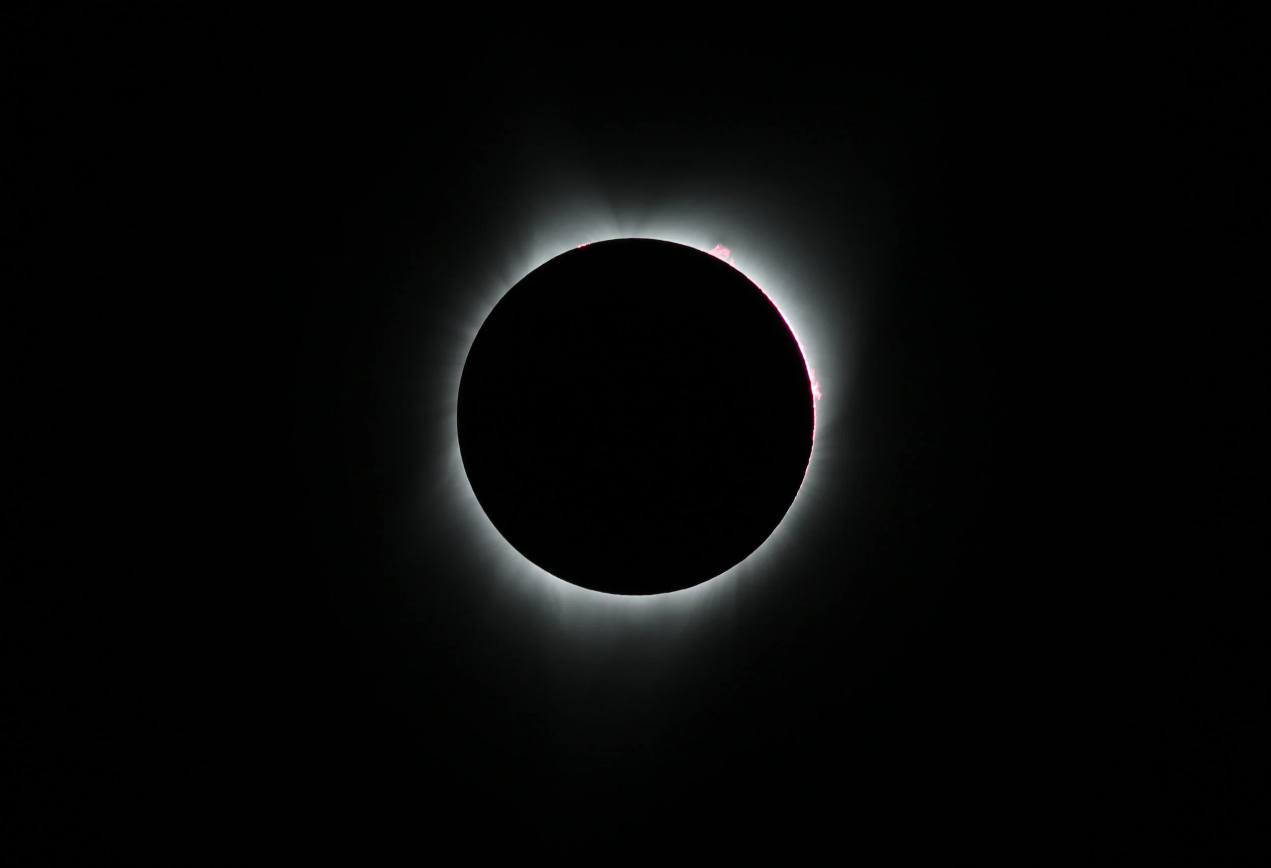 B48A7600_edited.jpg