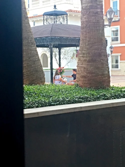 I snooped while J and I were inside the restaurant. 