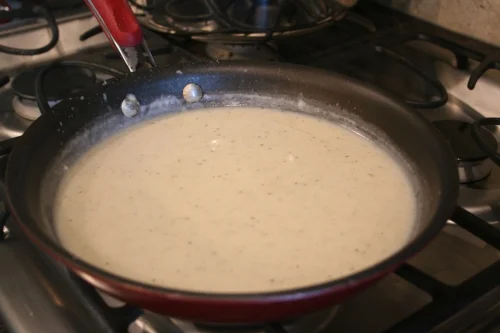 Sauce should be slightly thick.