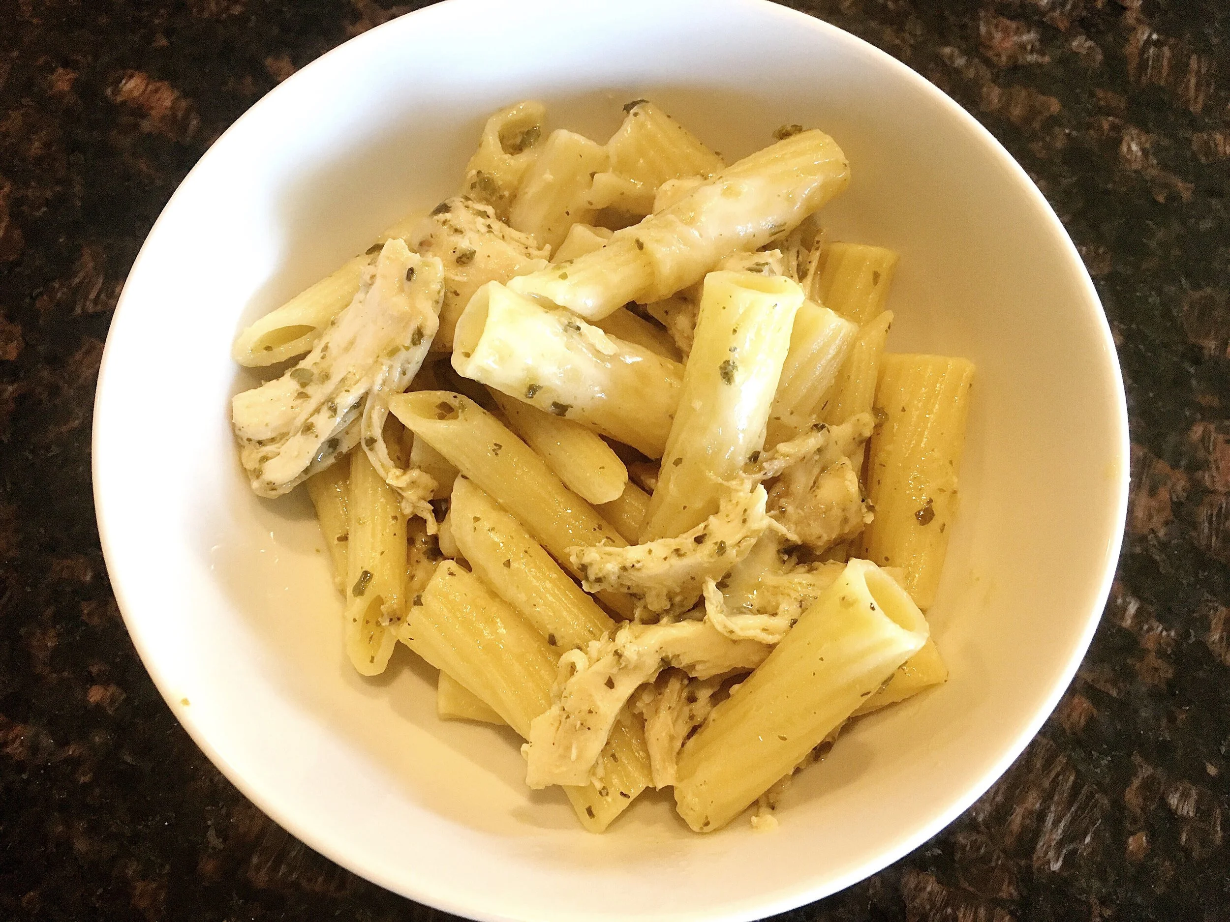 Slow Cooker Chicken Pesto Pasta