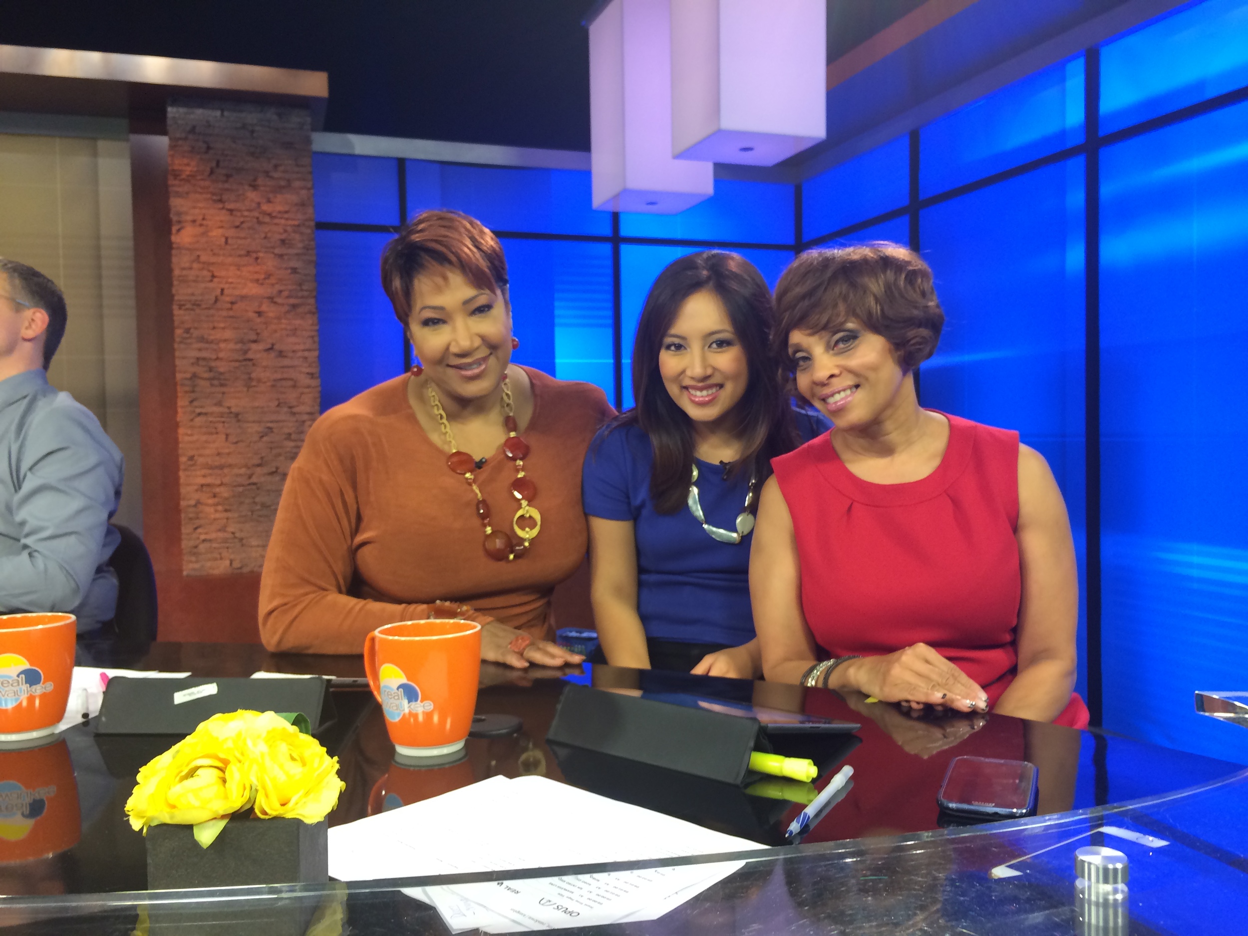 Fox 6 pic with morning crew .JPG
