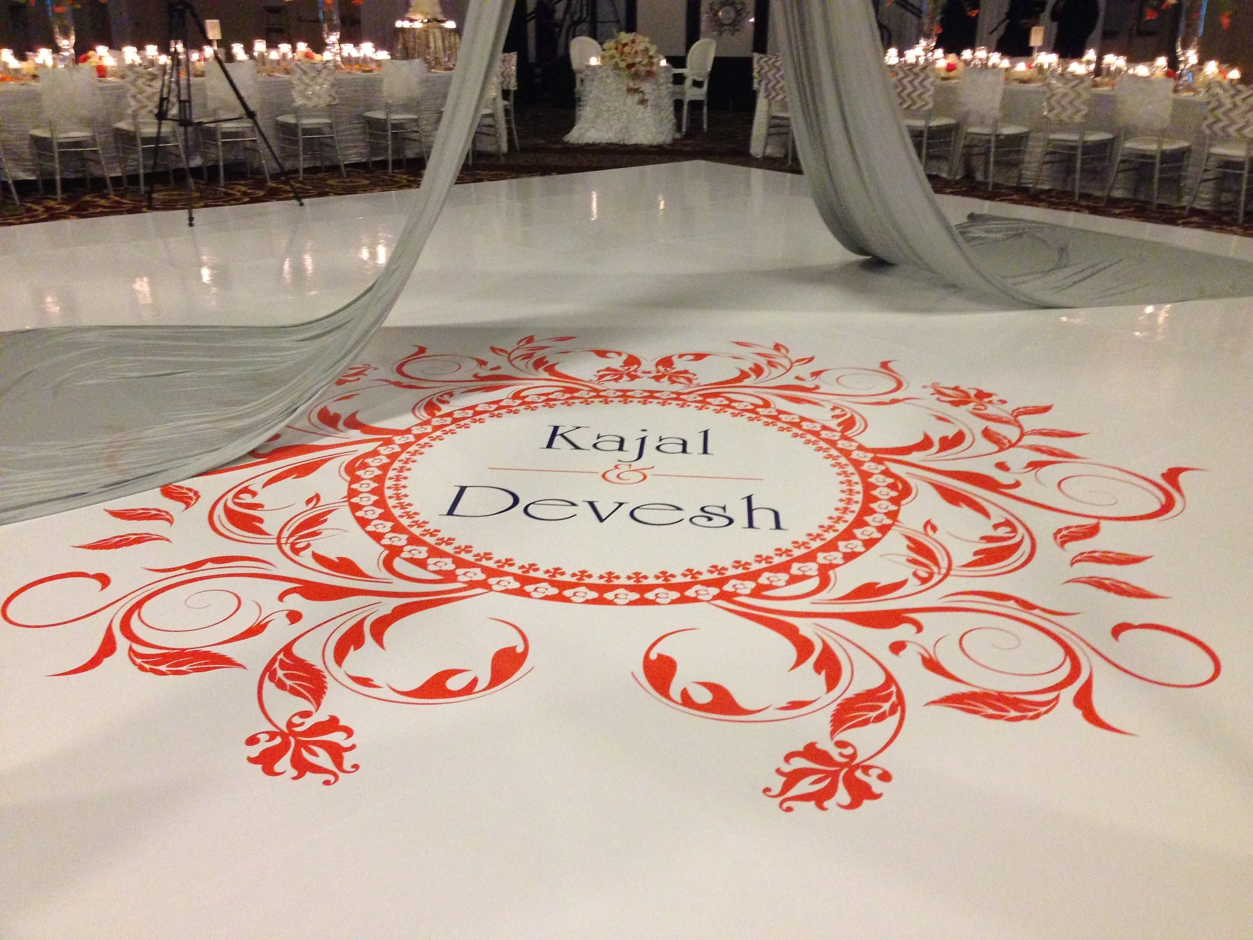 KajalDevesh dance floor.JPG indaglow .JPG