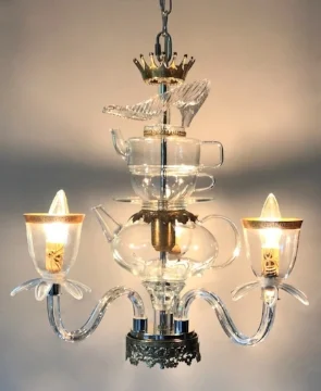 "The Princess and the Tea" (2017)