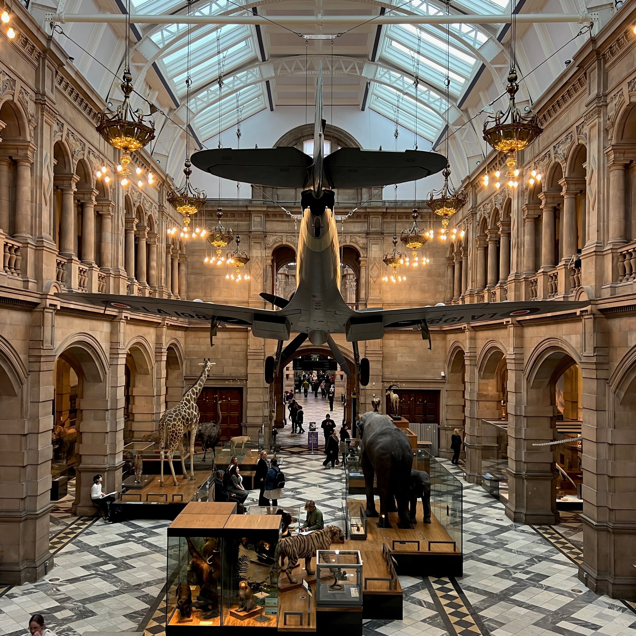 Gatherings of historical city. #Kelvingrove #art #gallery #glasgow #scotland #uk #capturinguk