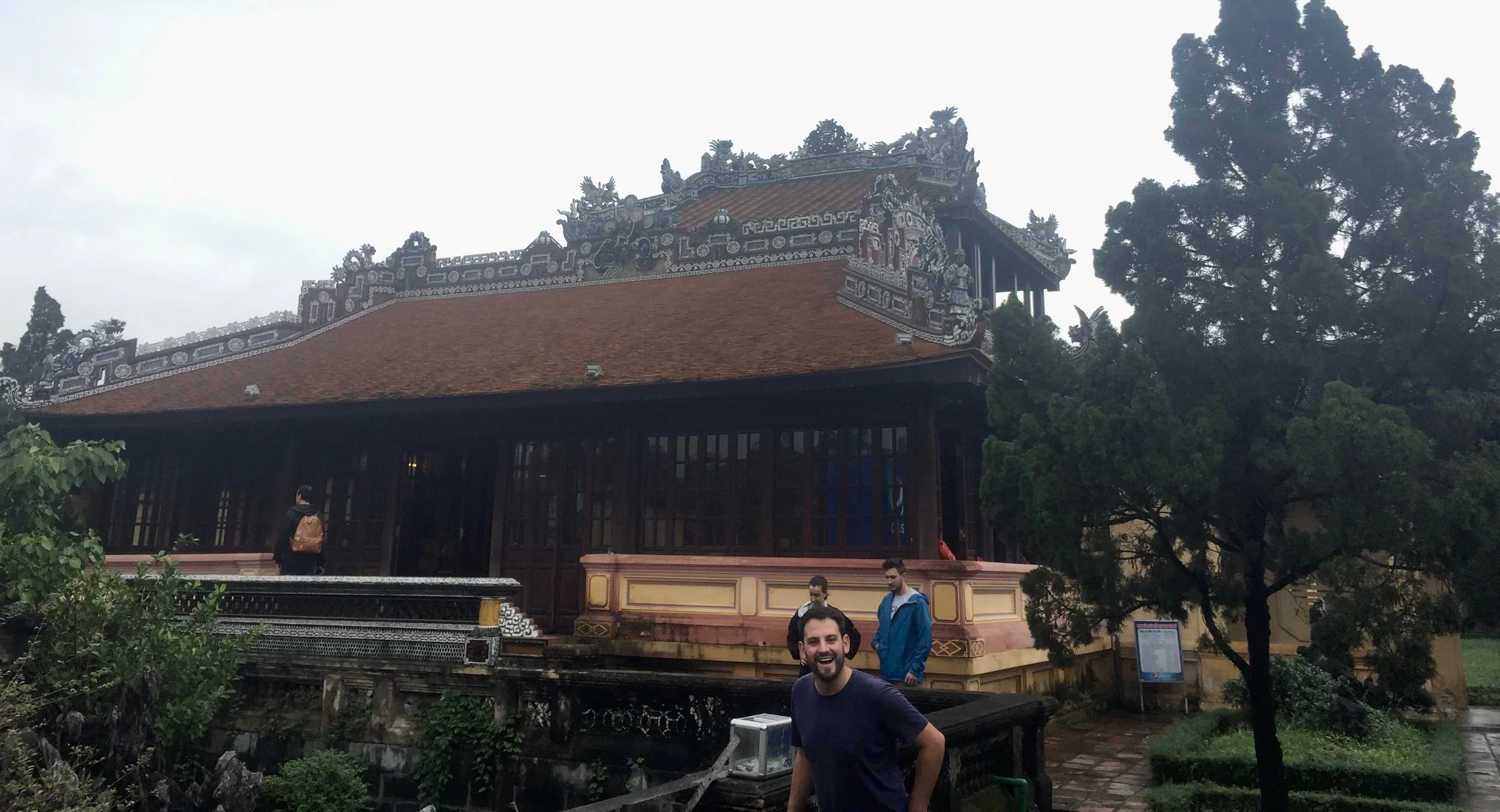  Bonjour, frere! (You ma boy, Benoit) 