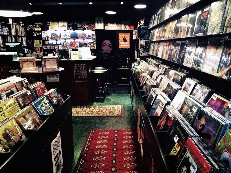 Source: Mojo Record Bar
