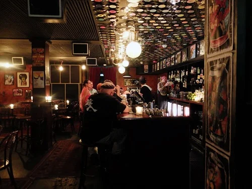Source: Mojo Record Bar