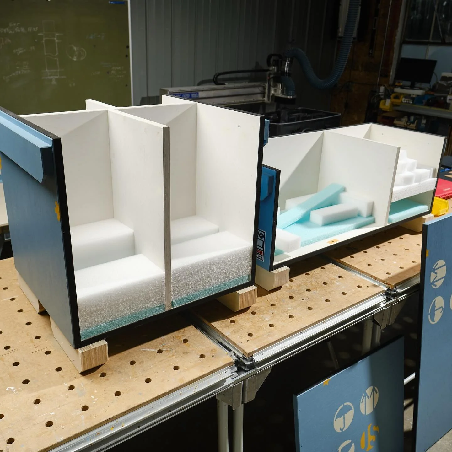 𝕌𝕕𝕕𝕠 Hollow Core Crates in the shop. 
⠀⠀⠀⠀⠀⠀⠀⠀⠀
#fujixseries #artcrate #artshipping #woodwork #fabrication