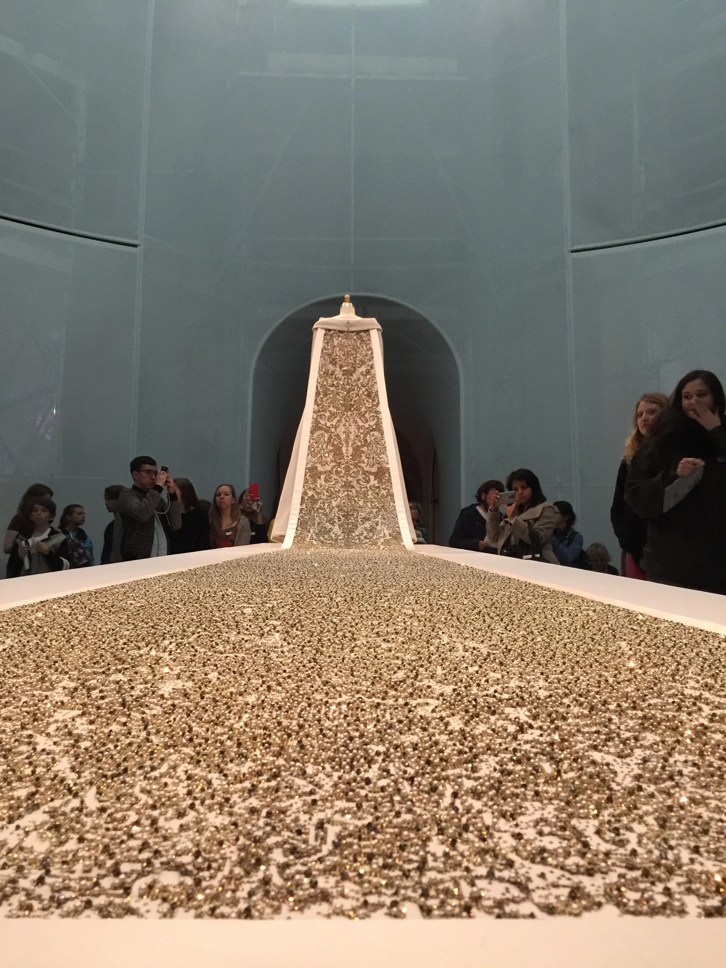 THE MET: MANUS X MACHINA 