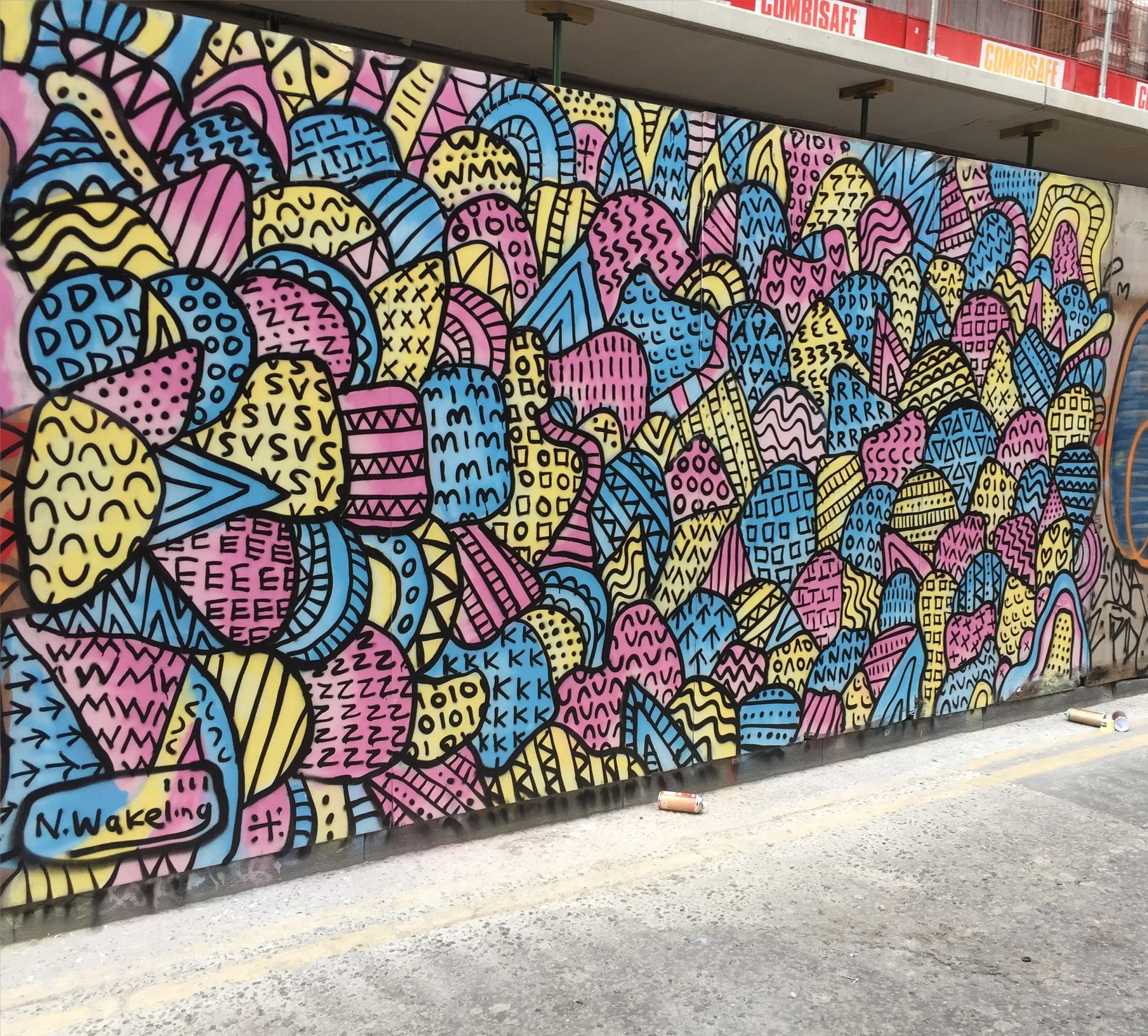 Willow Street Shoreditch Spray Can Piece