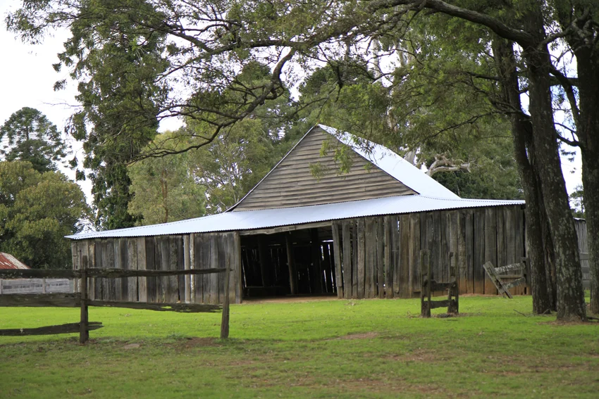 Sport For Jove's Shakespeare in the Park festival is held at the historic Bella Vista Farm until the 10th of January, 2017.  Image: thesavannahbananas.com