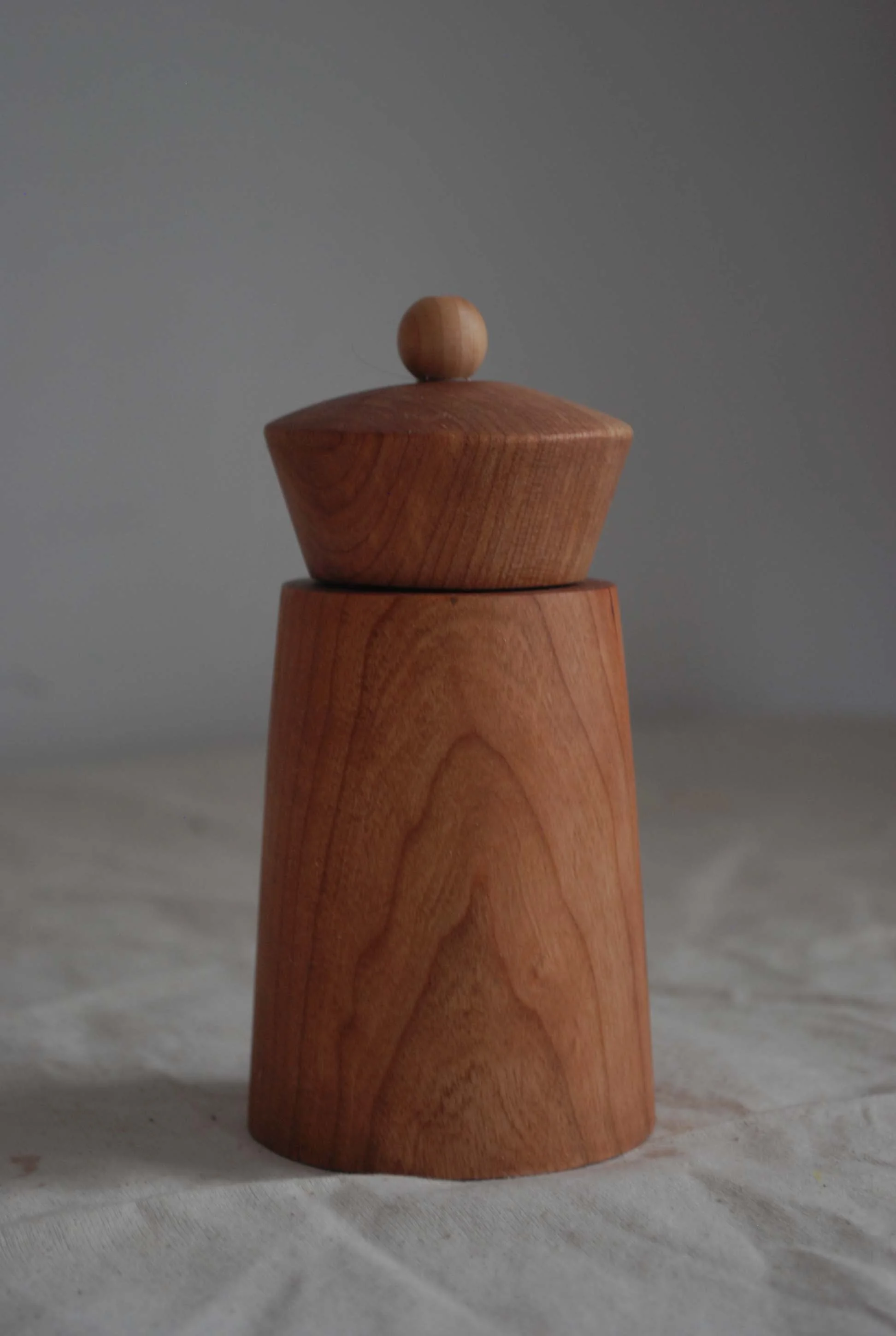 Geometric Salt and peppermill small-9