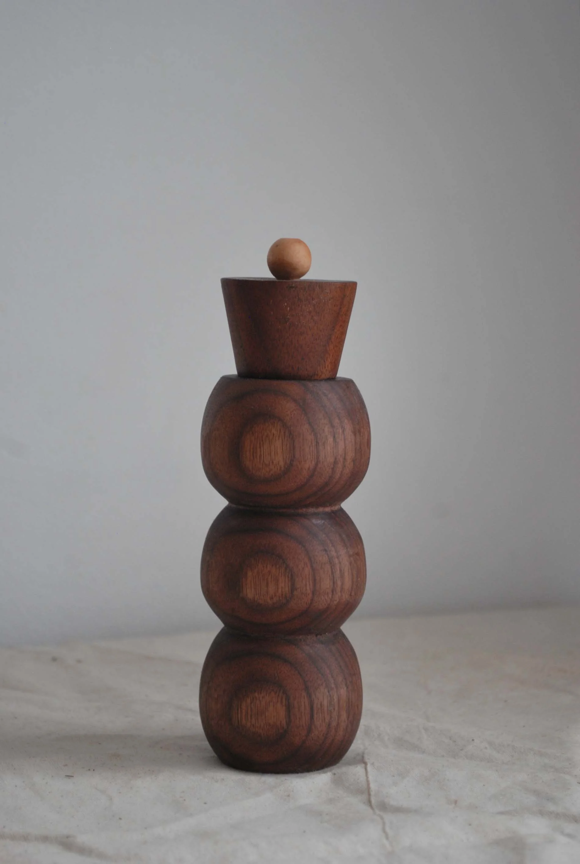 Geometric salt and peppermill-8