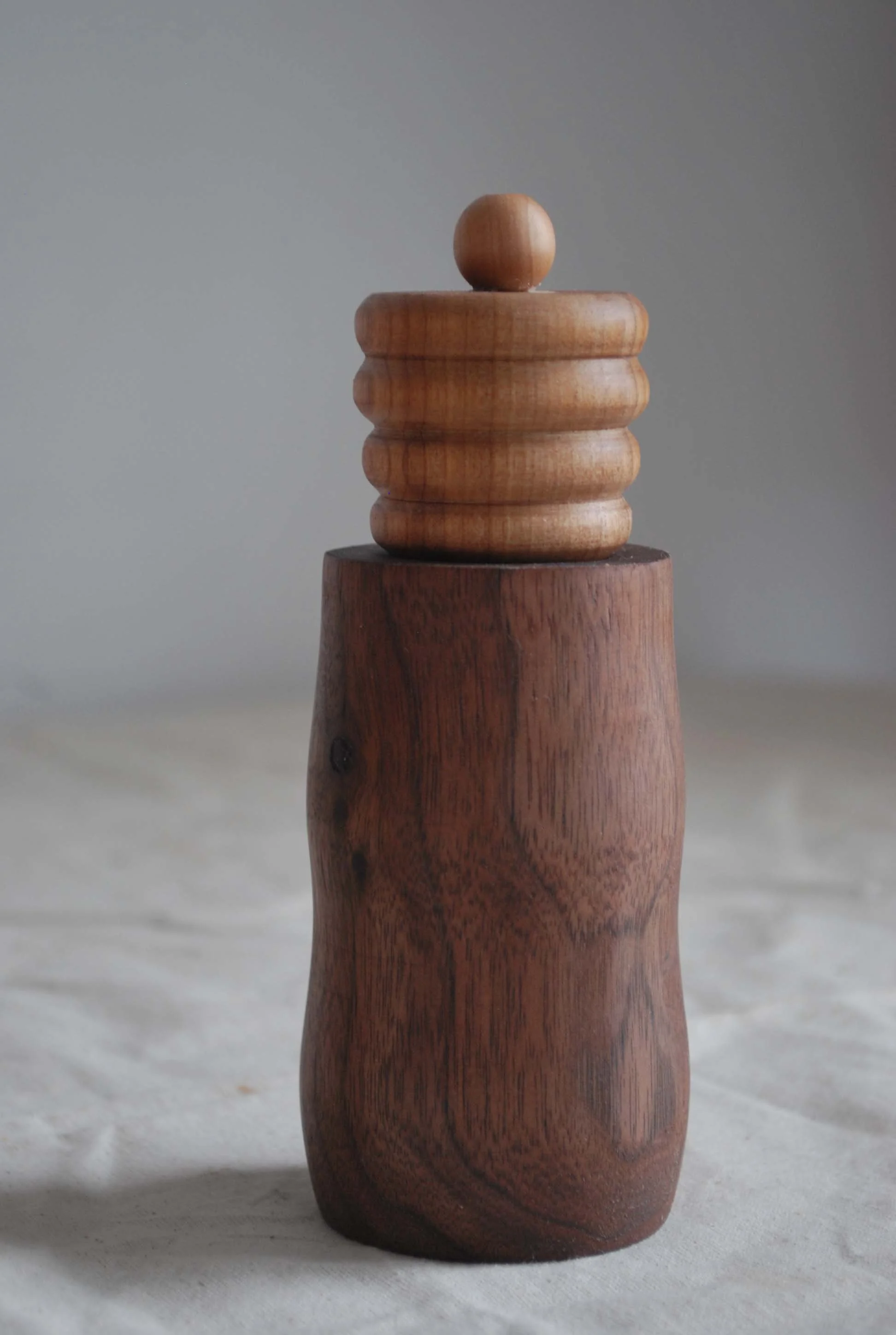 Geometric Salt and peppermill Small-3