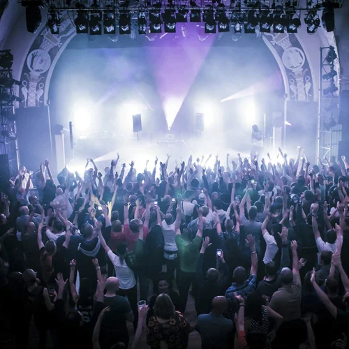 AtomCrowd.jpg