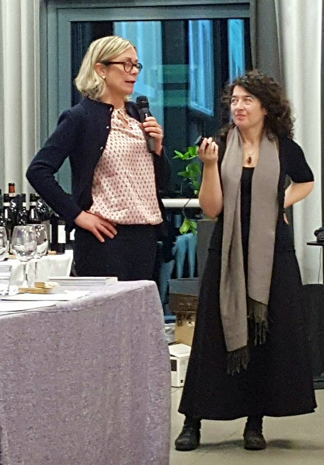 In veste di moderatrice. Con Elena Pantaleoni.