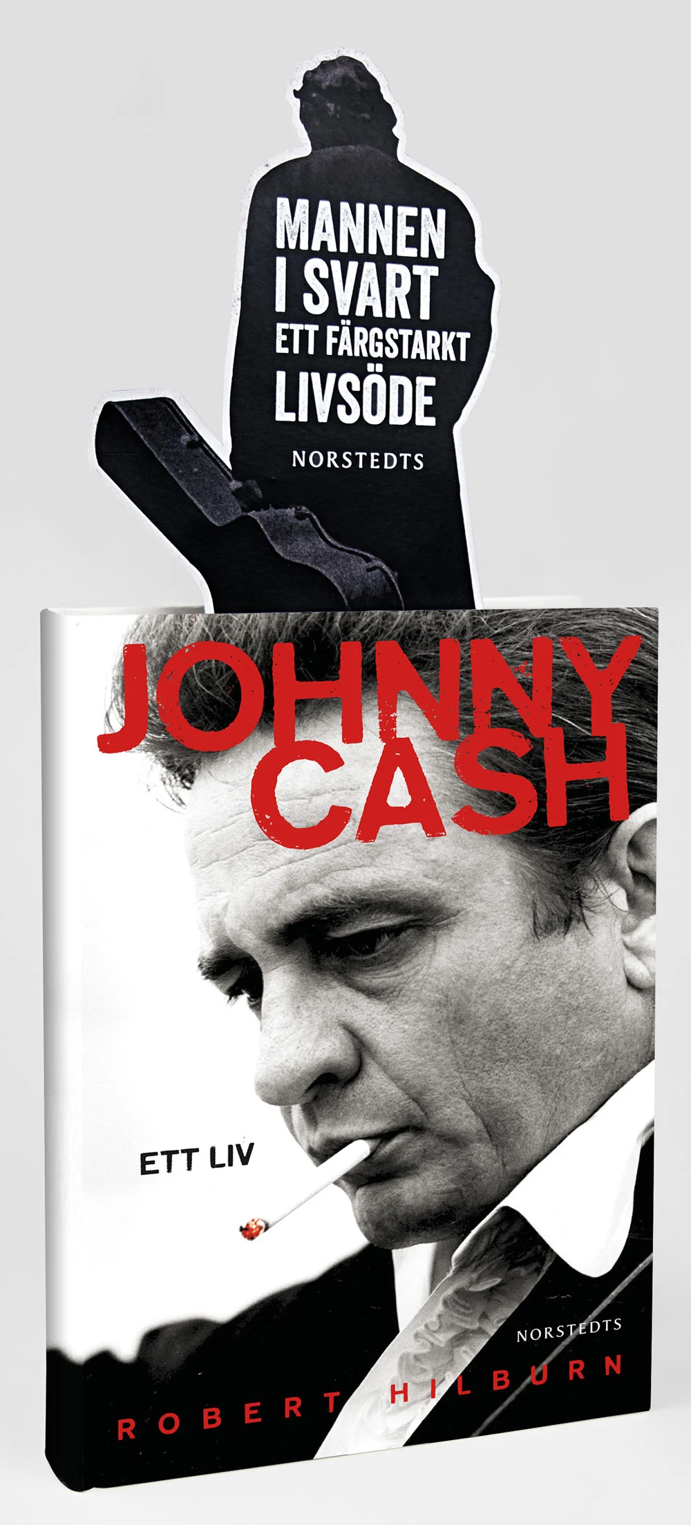 Amerikanen Robert Hilburn har skrivit en hyllad biografi om Johnny Cash, som ges ut på svenska av Norstedts. Nkel stod för idé och produktion av butiksmaterial, bland annat insticksskylten..