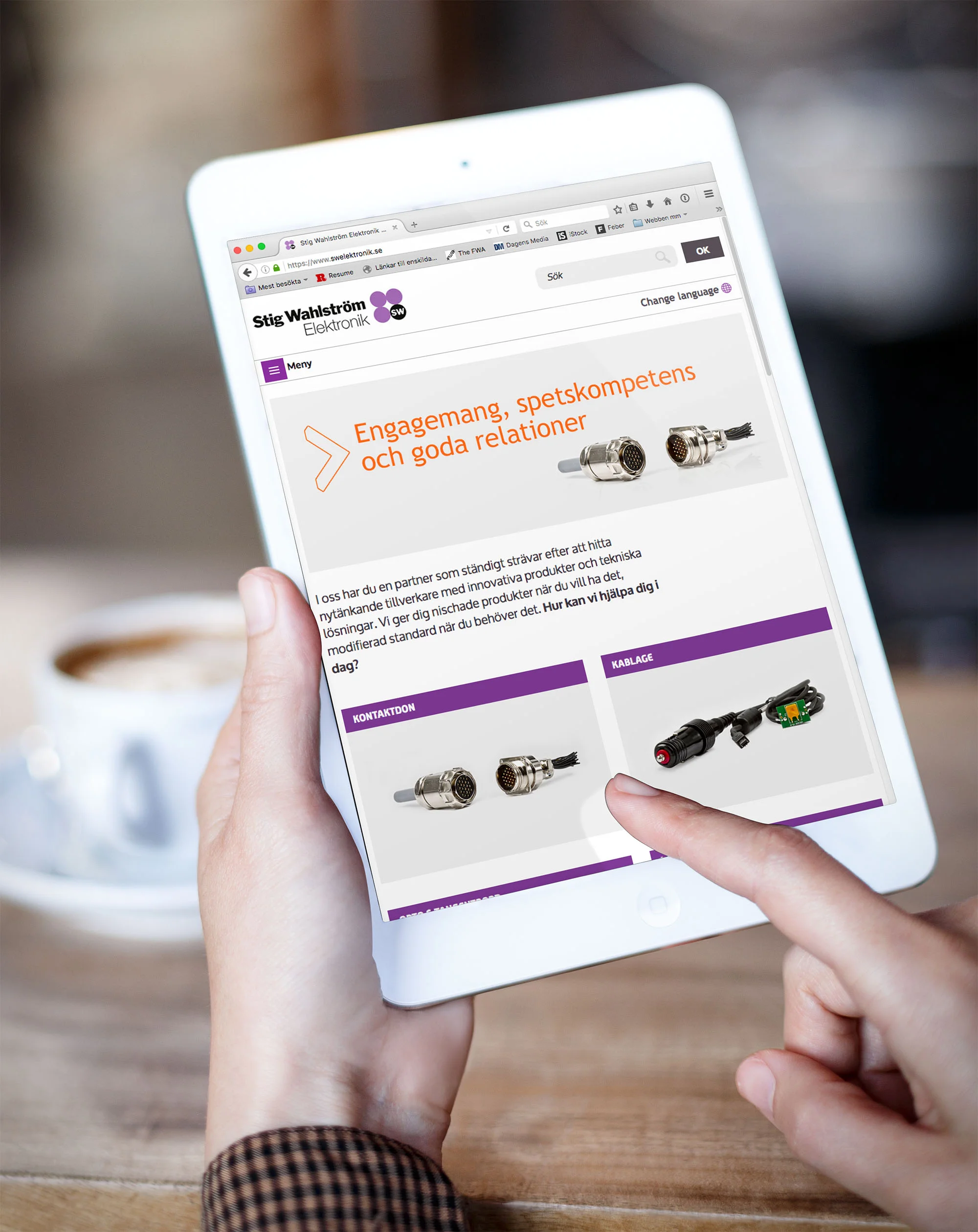 The theme is responsive, meaning your webpage will look grate no matter if it's viewed on a desktop, laptop, tablet or smartphone