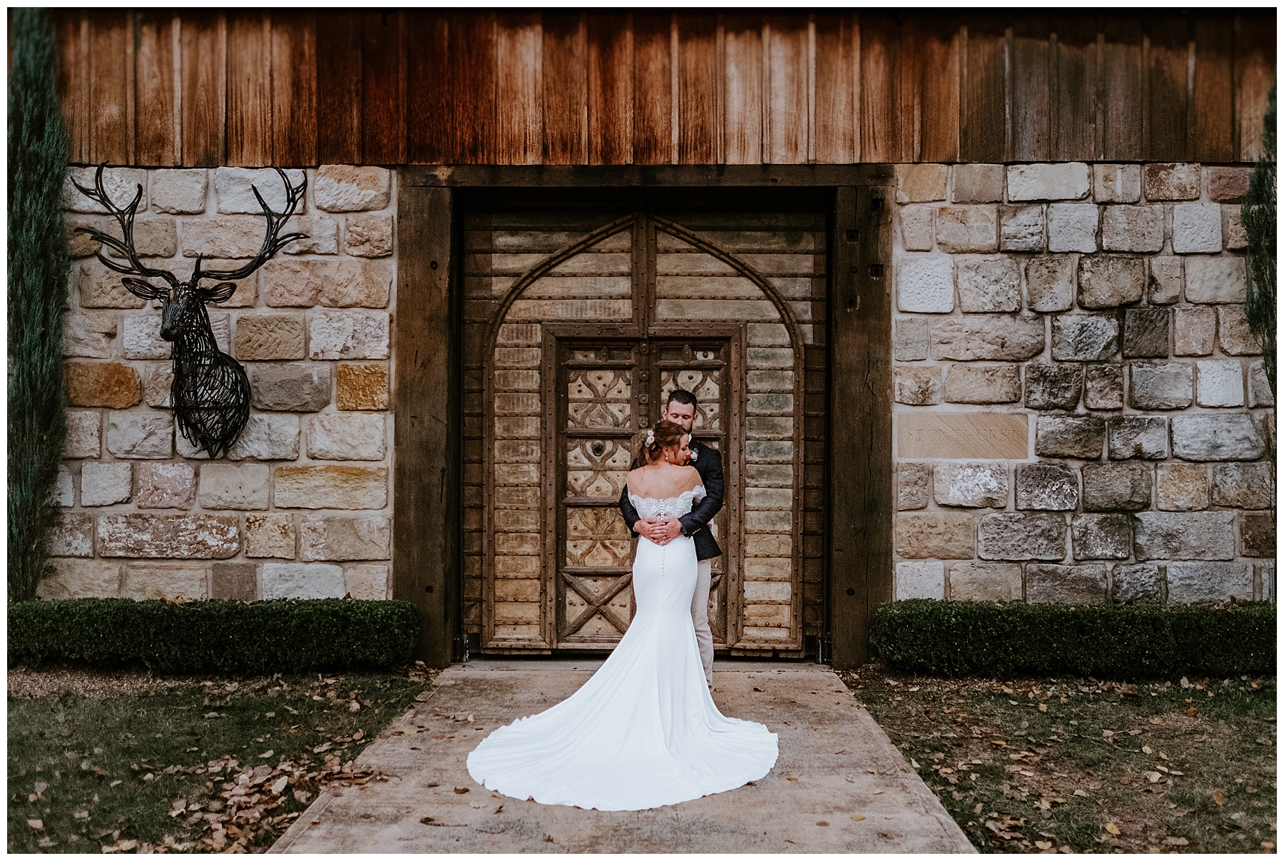 Stonehurst Cedar Creek Wedding Photos_0033.jpg