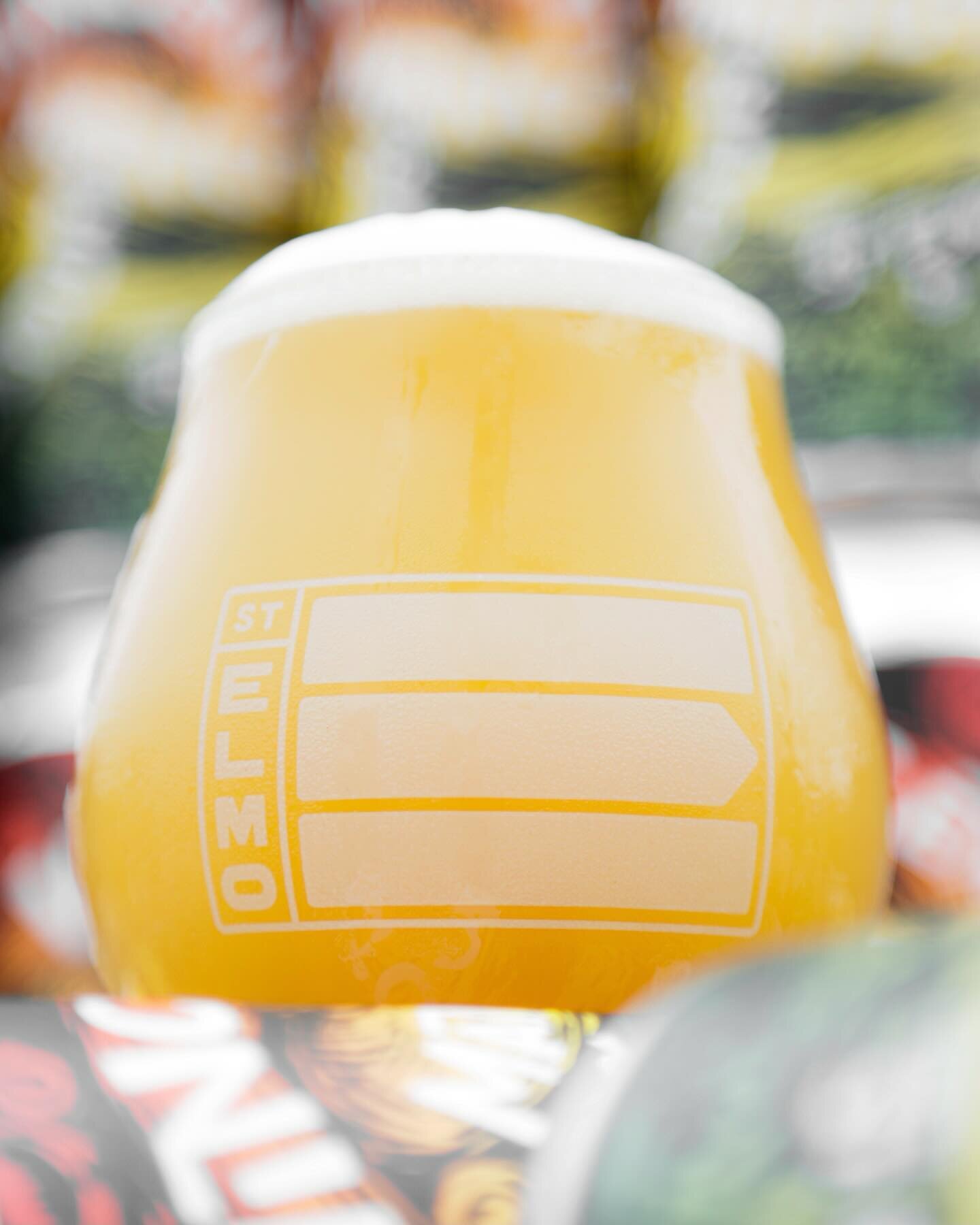 🥭🦩🥭🦩 VINCENT 🦩🥭🦩🥭

Our Mango Kettle Sour has returned! Packed with a whopping 420 pounds of mango, Vincent delivers a one-two punch of tropical tartness and sweet deliciousness 😋 We&rsquo;re getting notes of Goya&reg; juice, mango glac&eacut