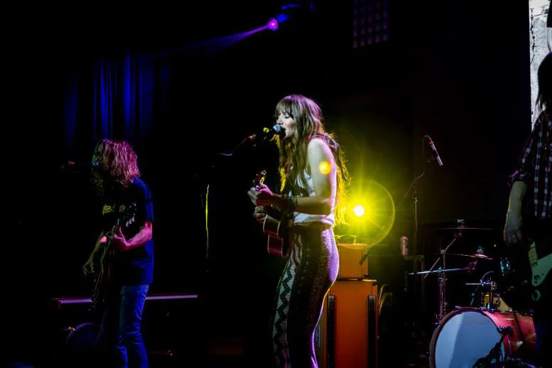 live (14 of 23).jpg