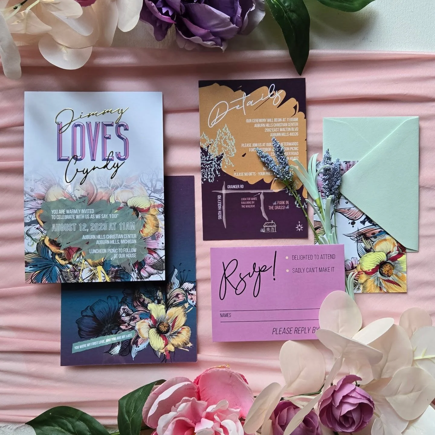 You know I can't resist sneaking gold foil in there SOMEWHERE.
.
.
.
#weddinginvitationsuite #weddinginvite #weddinginvitationdesigner #detroitweddings #detroitbride #weddinginvitationdesign #weddinginvitation #summerweddinginvitation #springweddingi