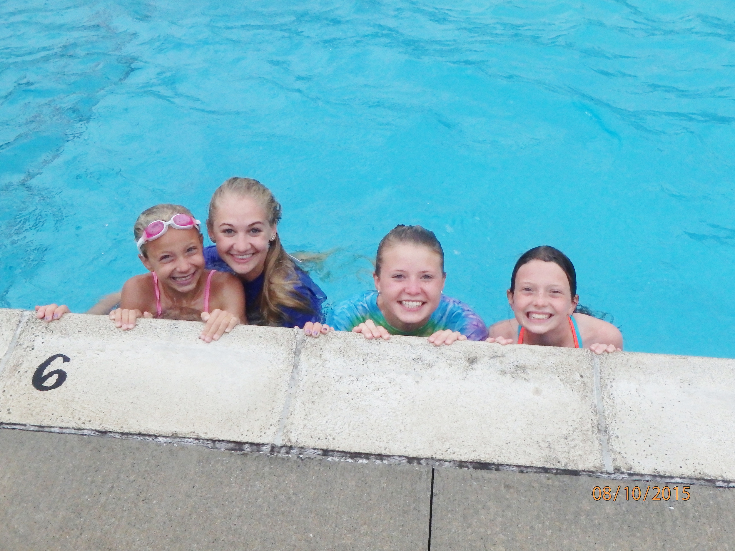 Pool6_bright.jpg