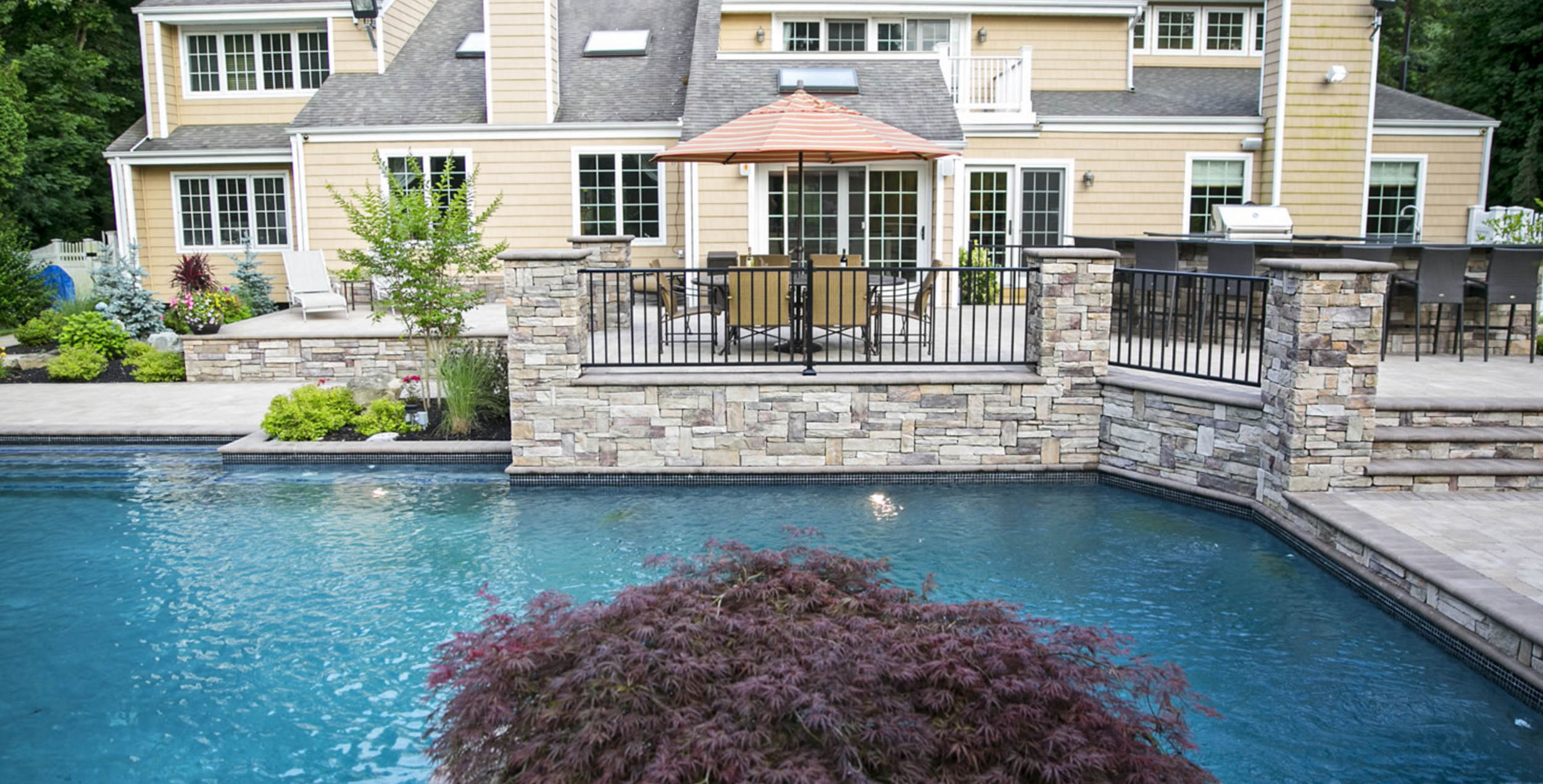 Woodbury, NY Gunite Pool.png