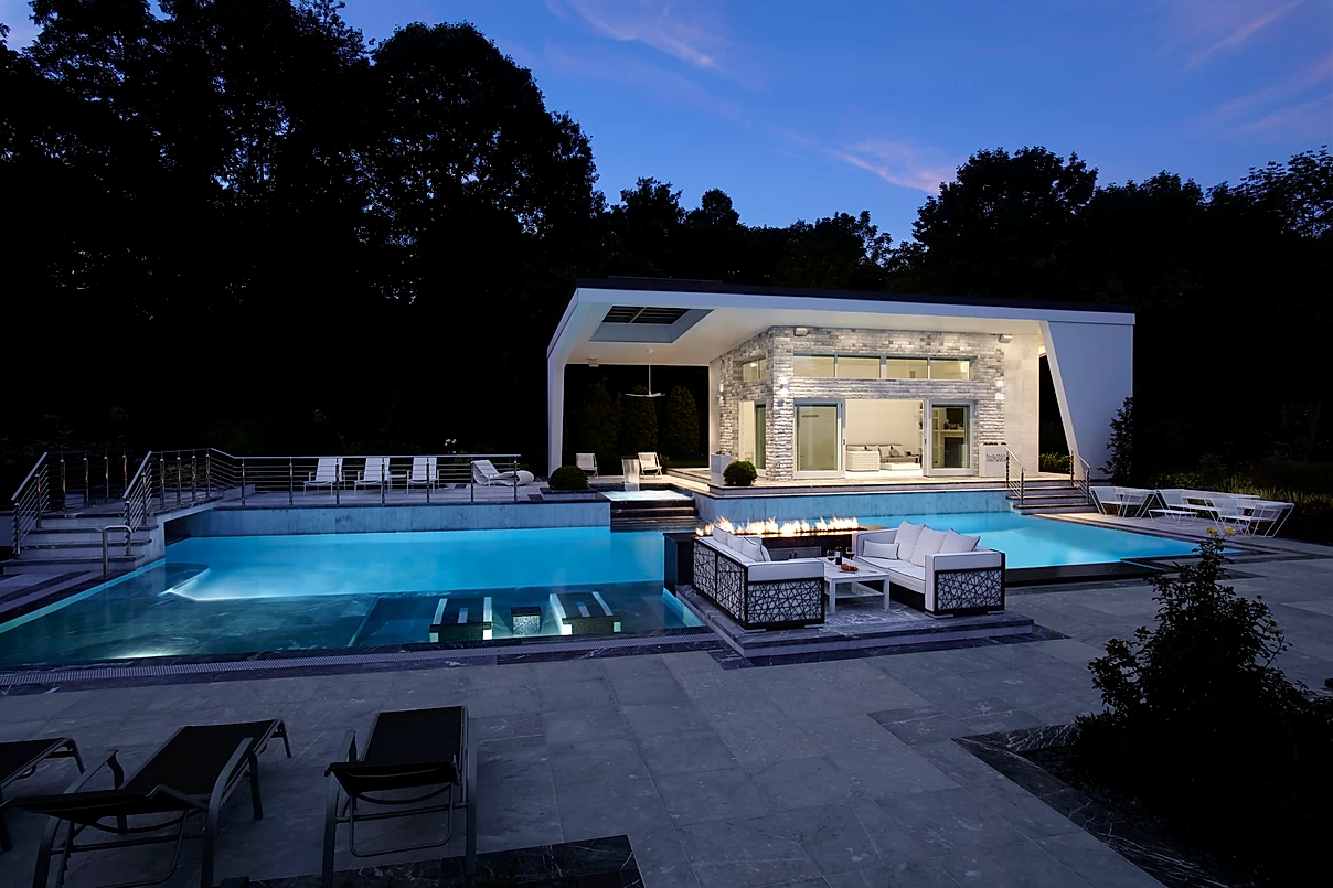 Swimming Pool in Plainview and Old Westbury, NY: Create a Resort-Like Backyard Feel