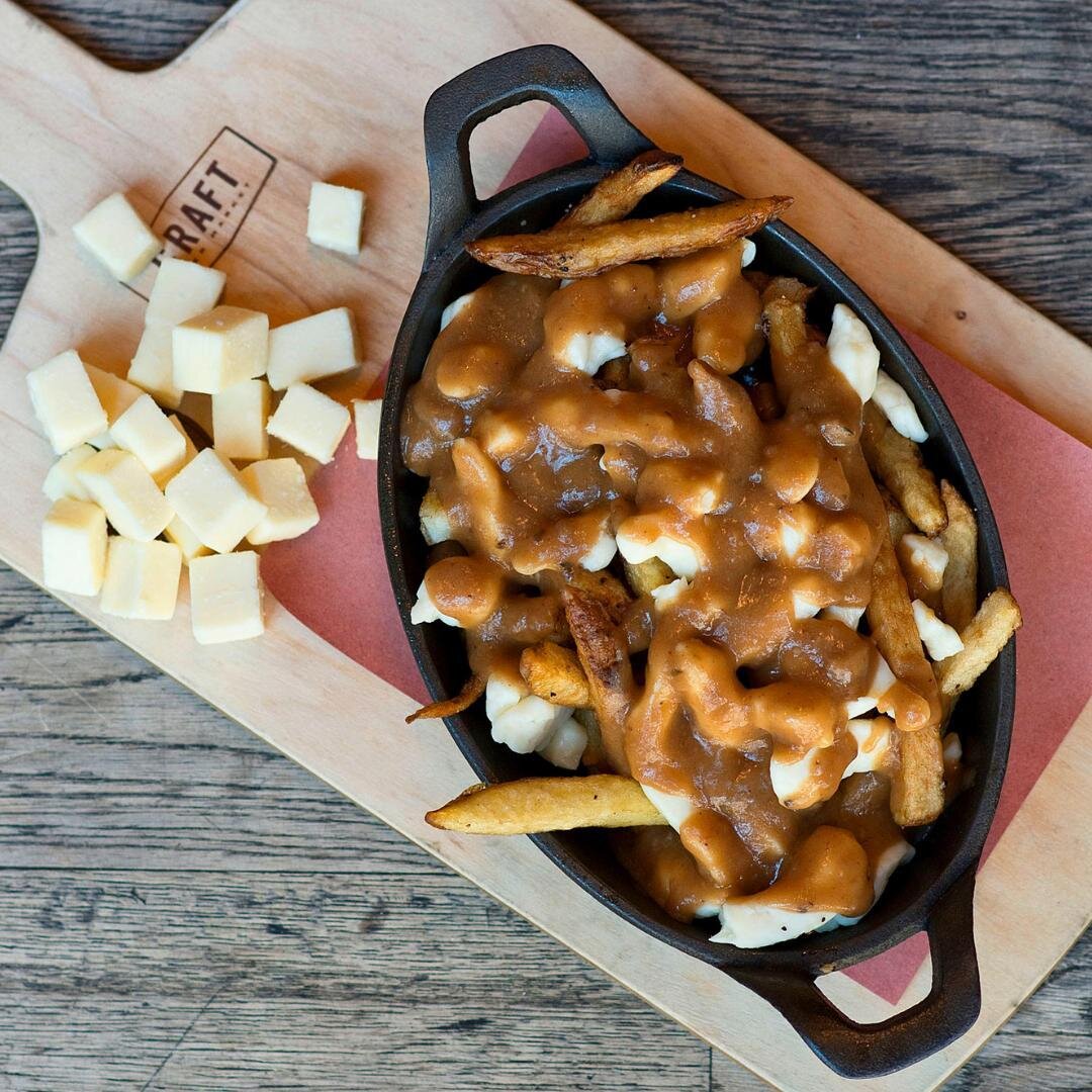 When you want to dig into a satisfying poutine this is the one you want. This poutine from @craftbeeryvr is made with hand cut fries, beer salt, cheese curds and a rich gravy. In 2019 it sold 386 poutines (number one seller!!) during Poutine With Pur