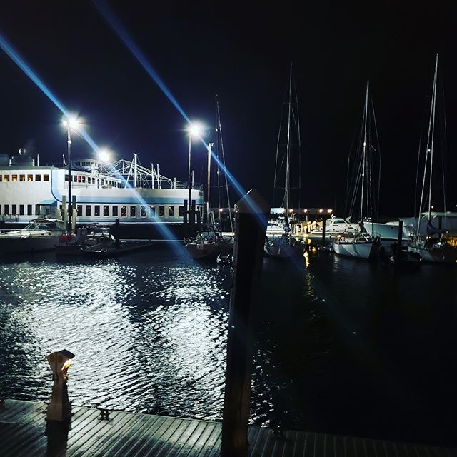 Settling in for winter. The harbor is quiet compared to the hustle and bustle of summer, but that doesn't mean we are done sailing!
 Join us and @mountainseaexploration this winter on a destination sailing adventure and change the way you experience 