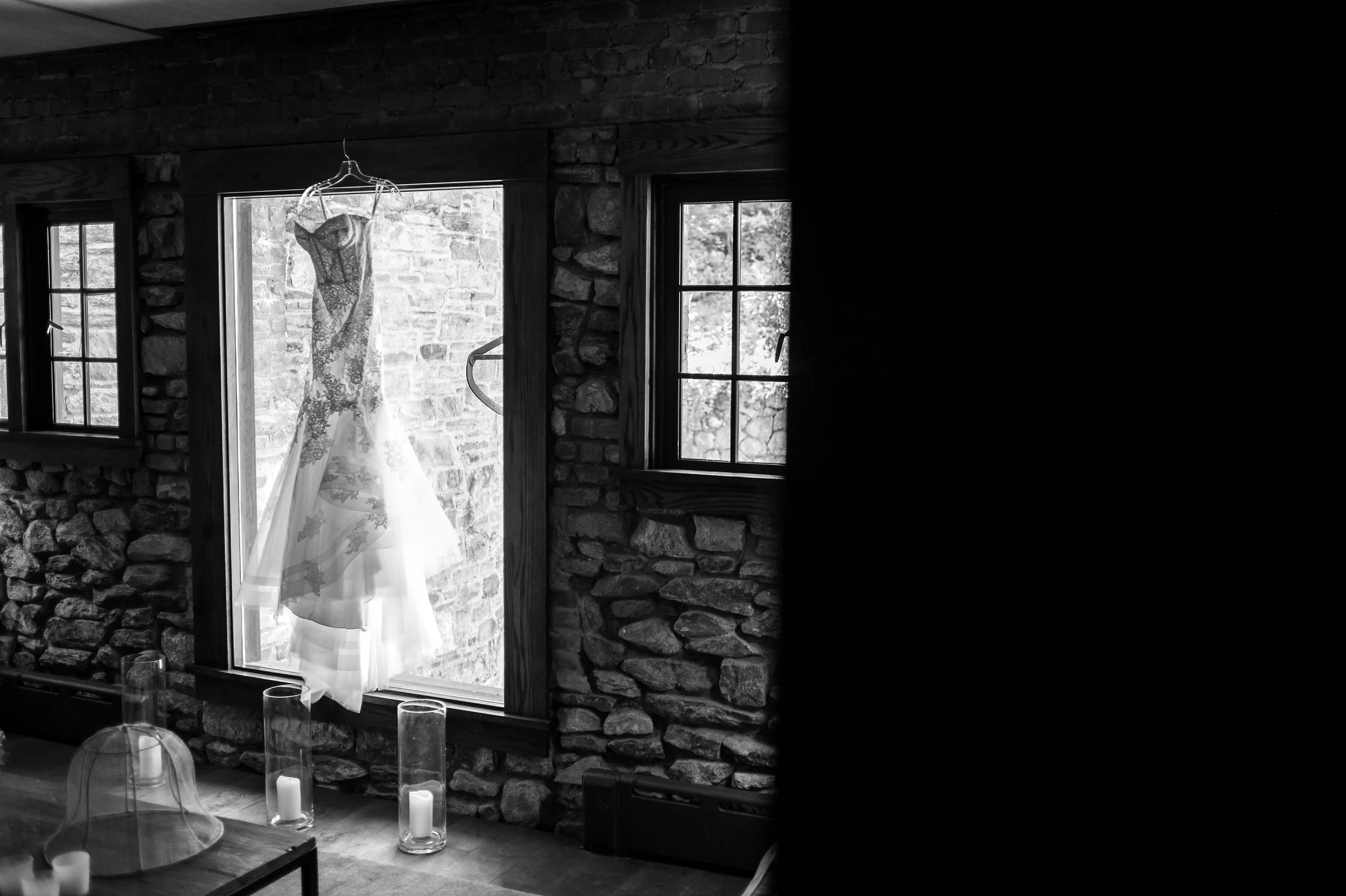 Ceci_New_York_Bride_Wedding_Blue_Hill_6.jpg