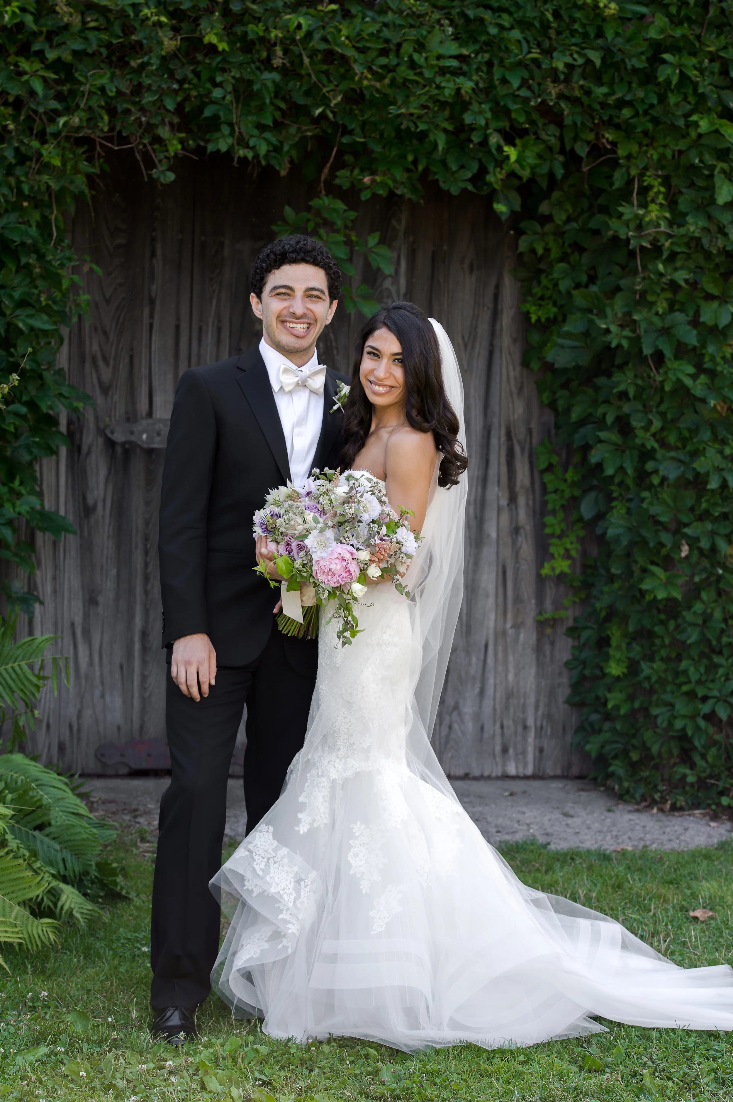 Ceci_New_York_Bride_Wedding_Blue_Hill_12.jpg