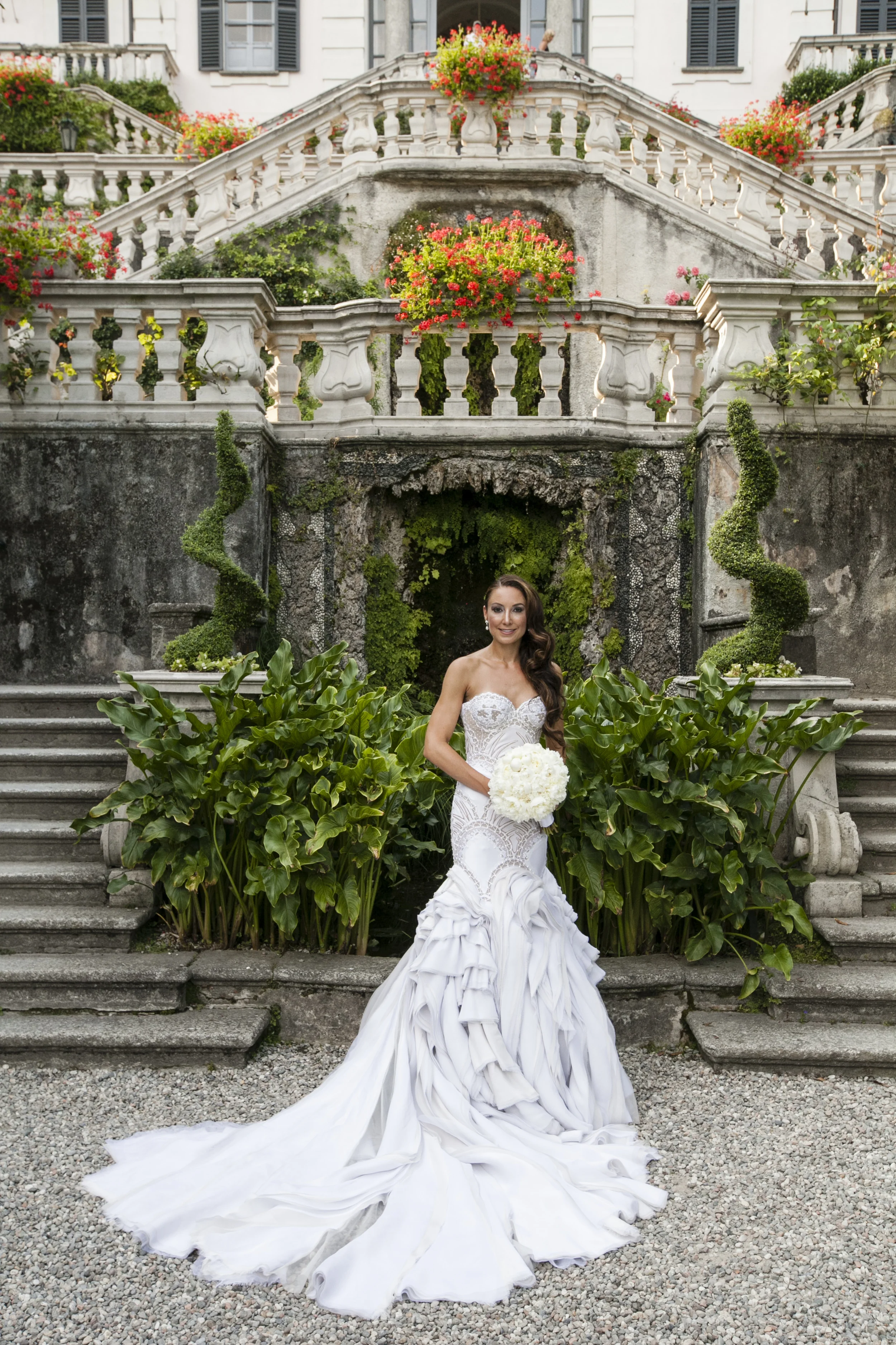 Ceci_New_York_Wedding_Lake_Como_Italy_Luxury_Style_Real_Bride_32.jpg