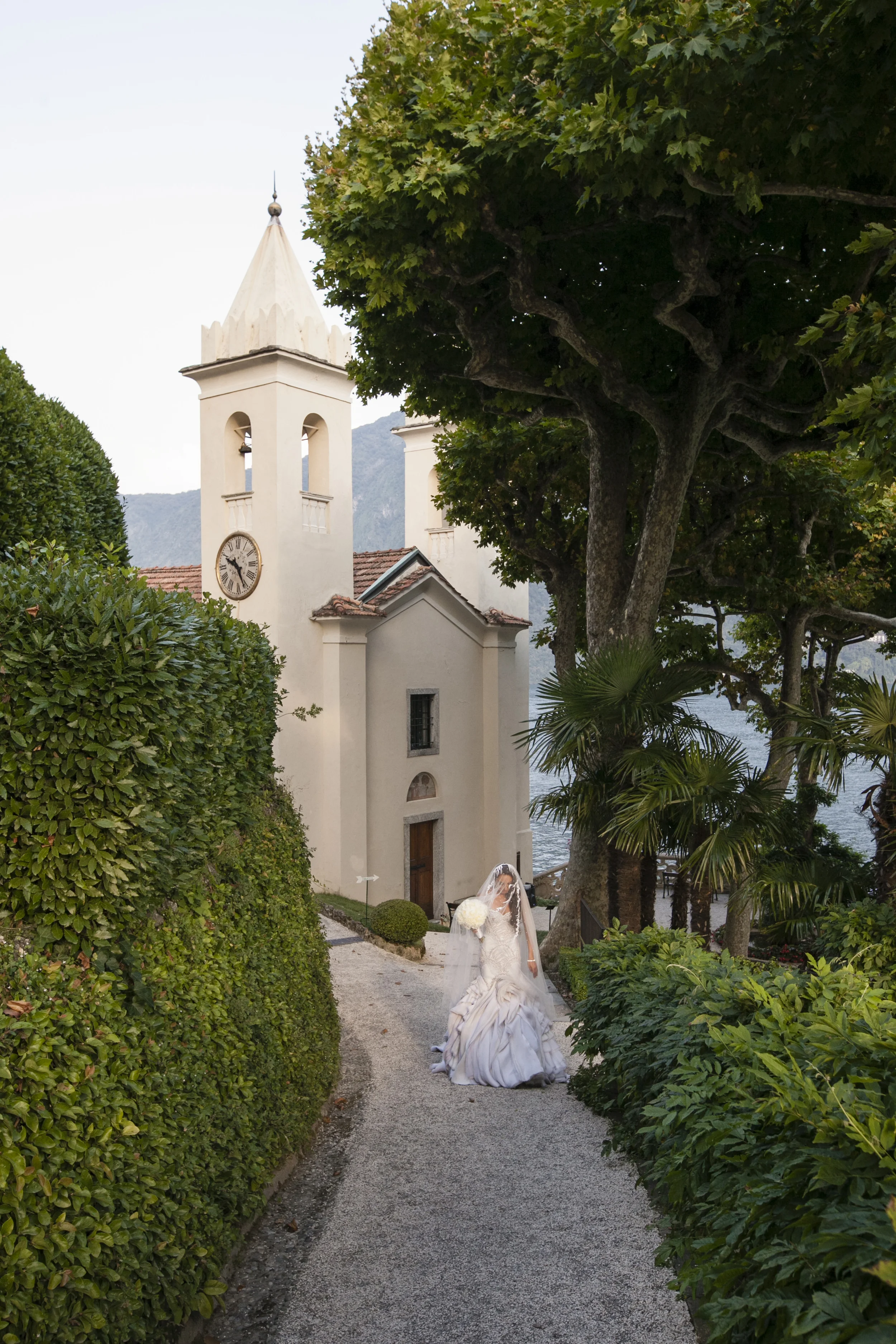 Ceci_New_York_Wedding_Lake_Como_Italy_Luxury_Style_Real_Bride_44.jpg