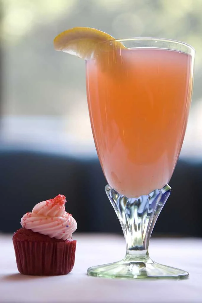 TiaraCafe26.jpg